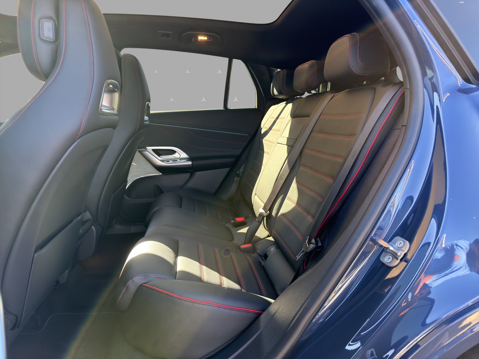 MERCEDES-BENZ GLC 400 4MATIC 94 kWh EQ-image-11