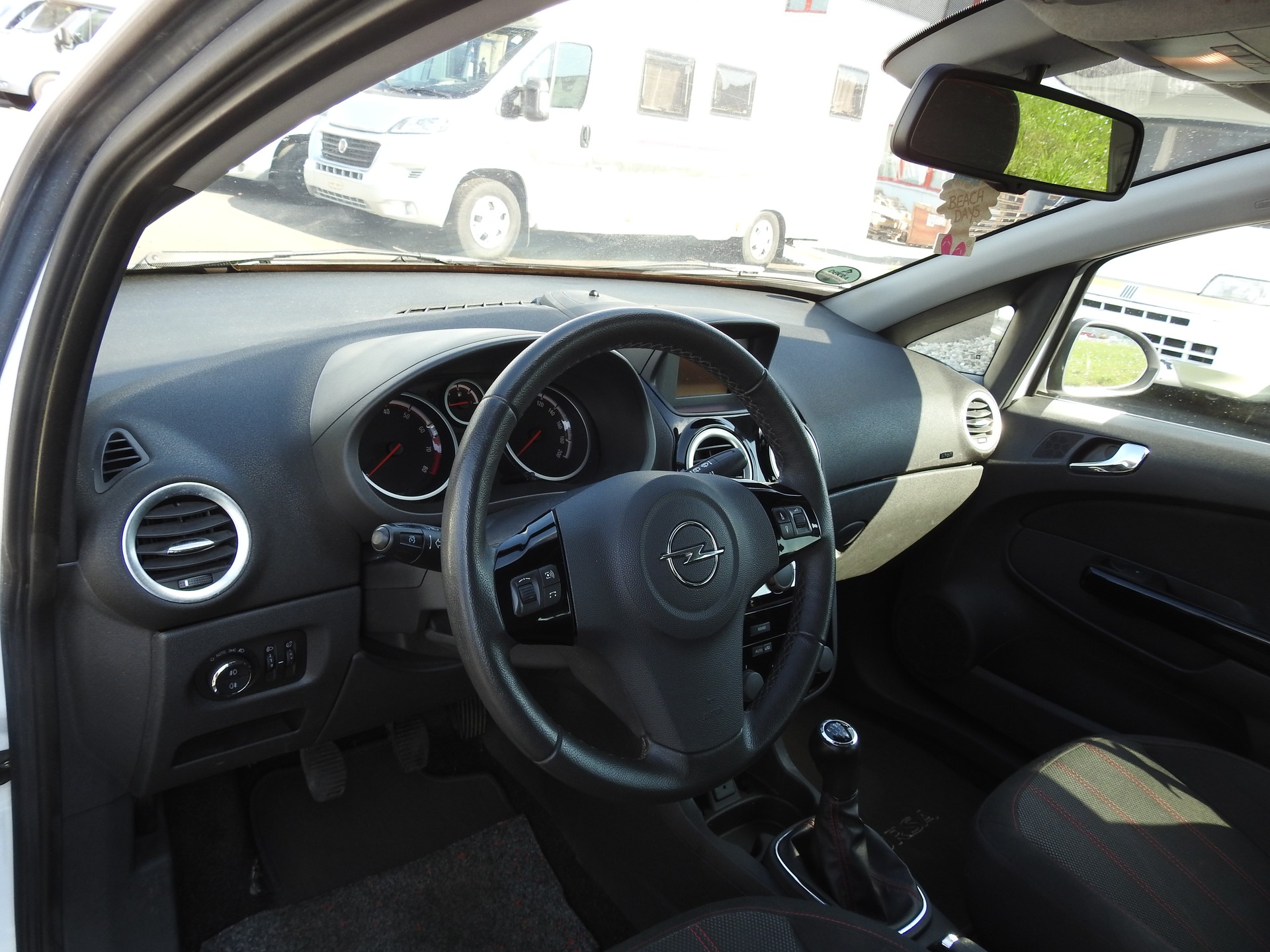 OPEL Corsa 1.4 TP Sport-image-11