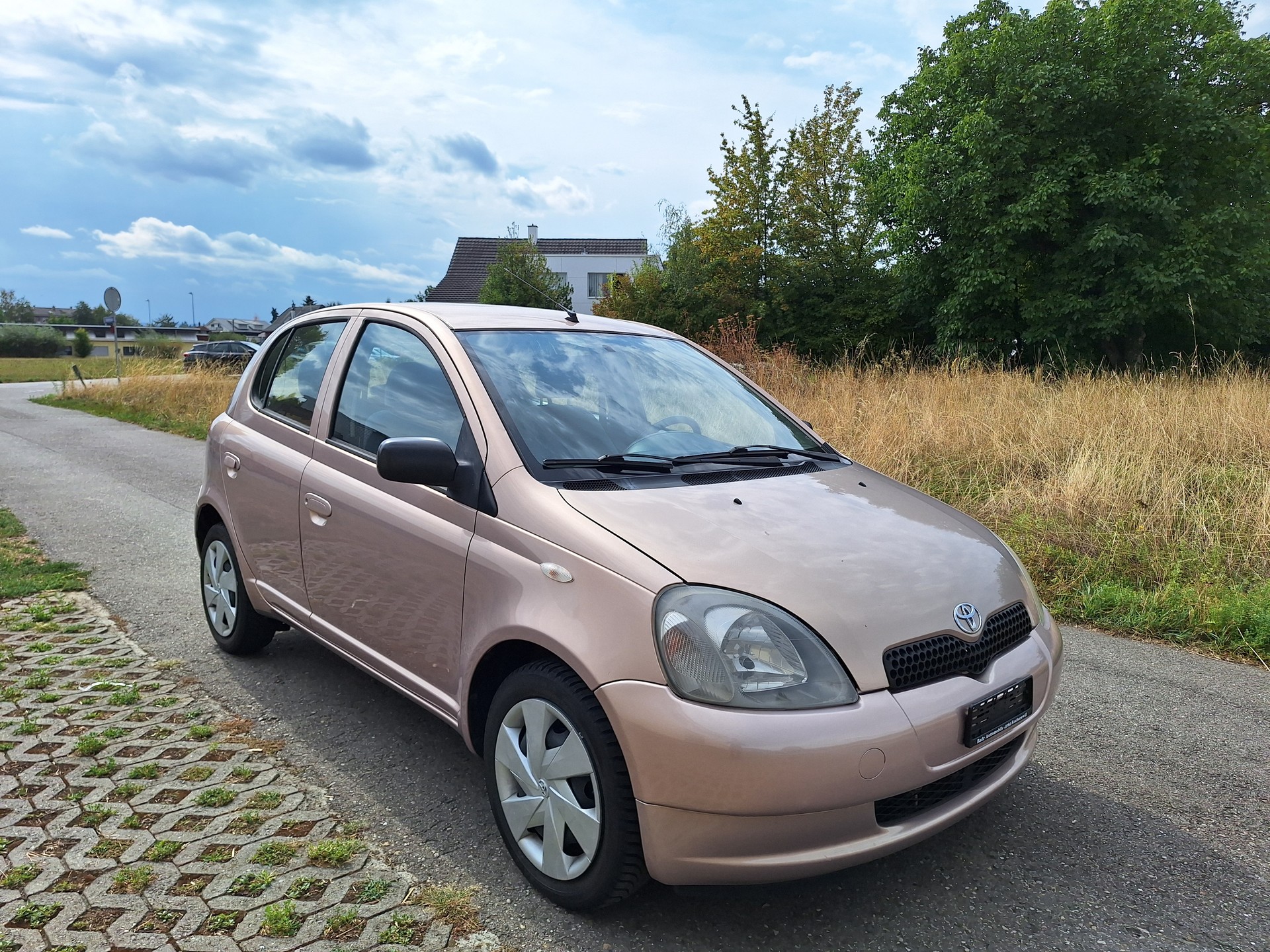 TOYOTA Yaris 1.3 Linea Sol