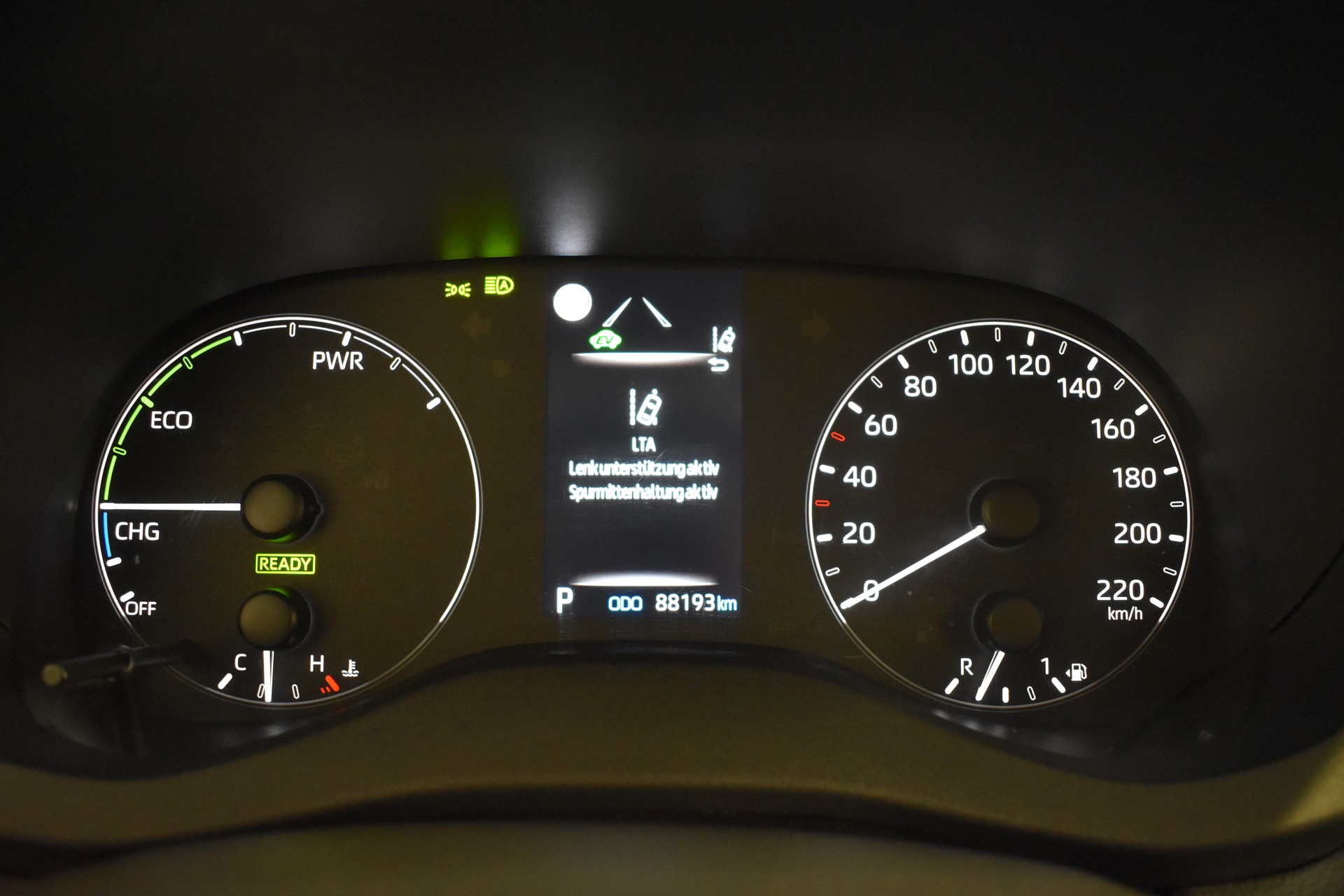 TOYOTA Yaris 1.5 Comfort e-CVT - New Model 2021-image-17