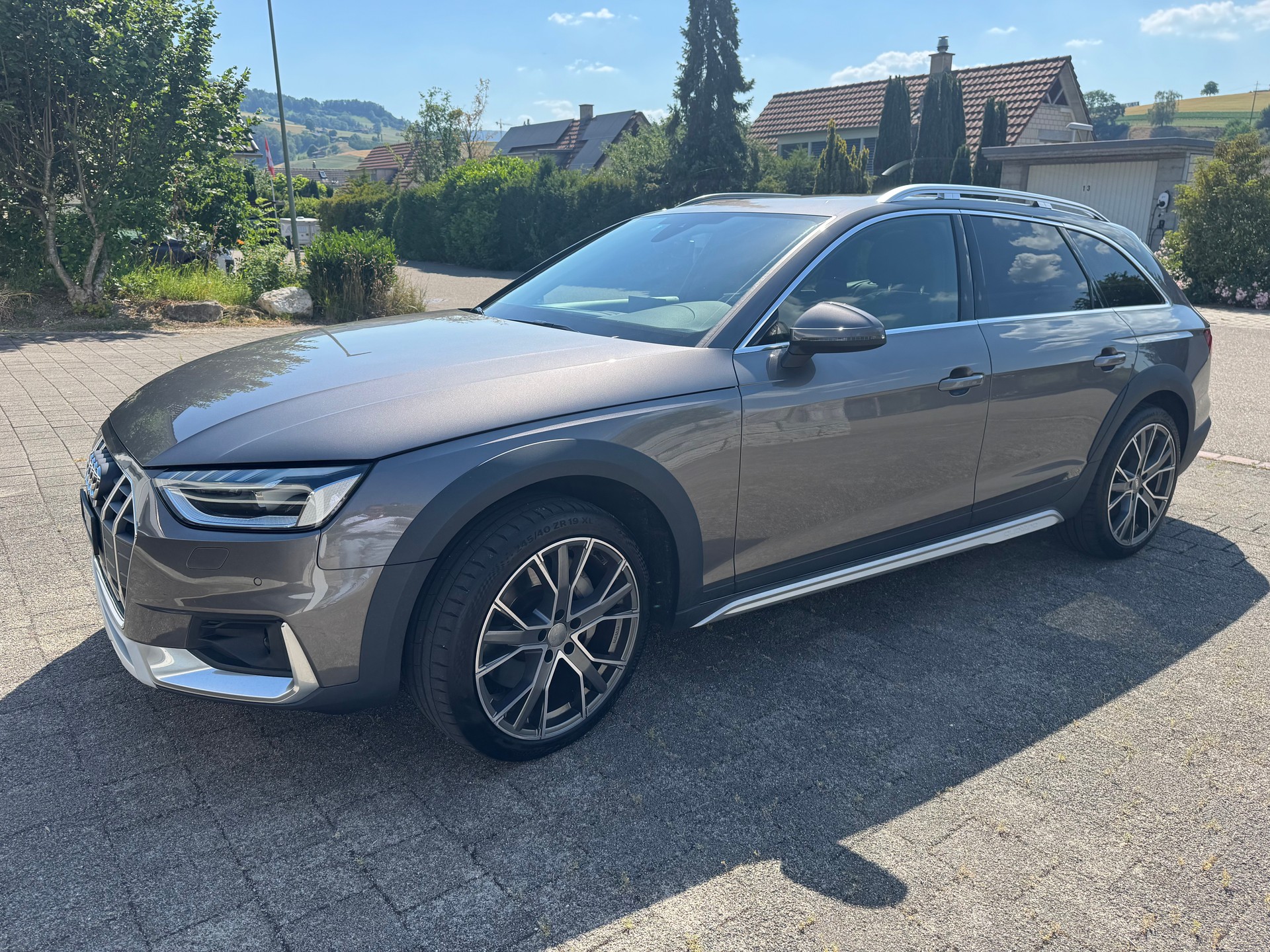 AUDI 50 TDI quattro tiptronic