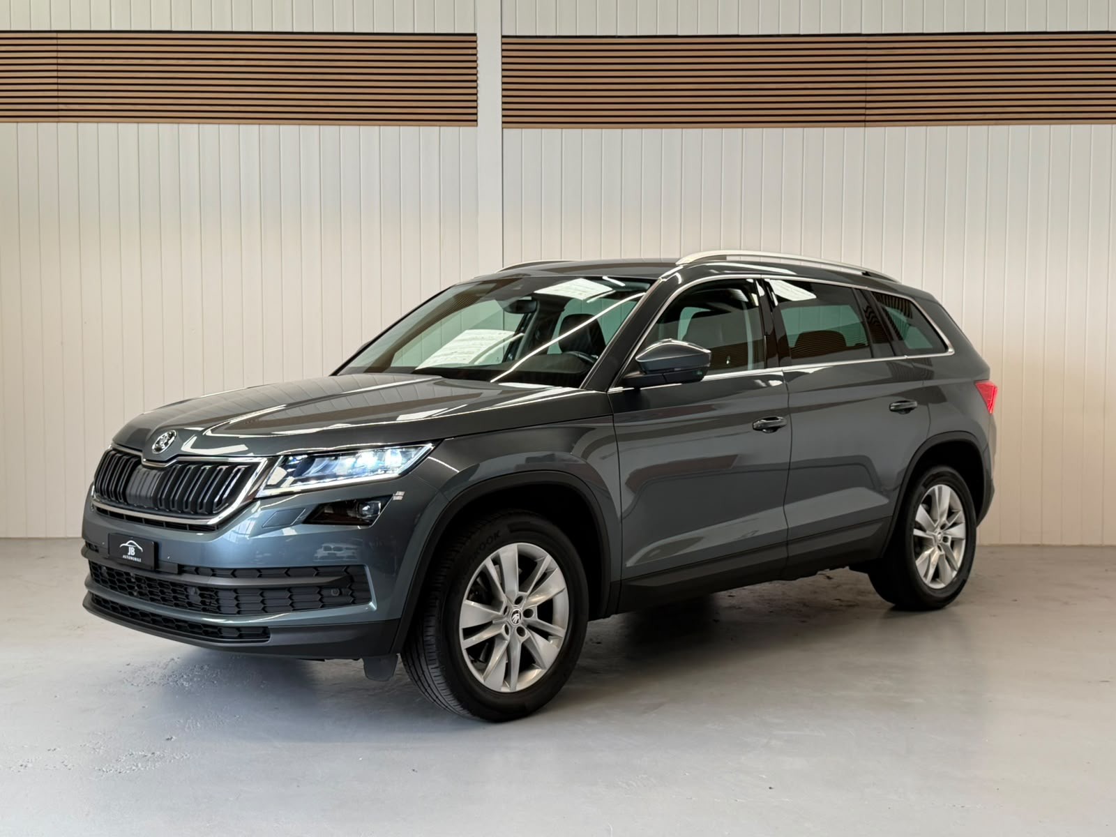 SKODA Kodiaq 2.0 TDI 4x4 DSG - frisch ab MFK und Service - AHK - 7 Plätzer