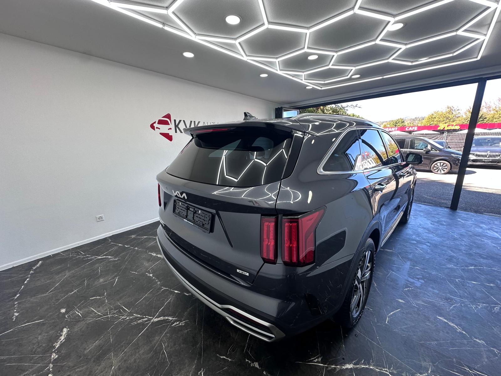 KIA Sorento 1.6 T-GDi HEV Style | CH-Fahrzeug | 7-Plätzer | 7 Jahre Werksgarantie | Panorama |-image-6