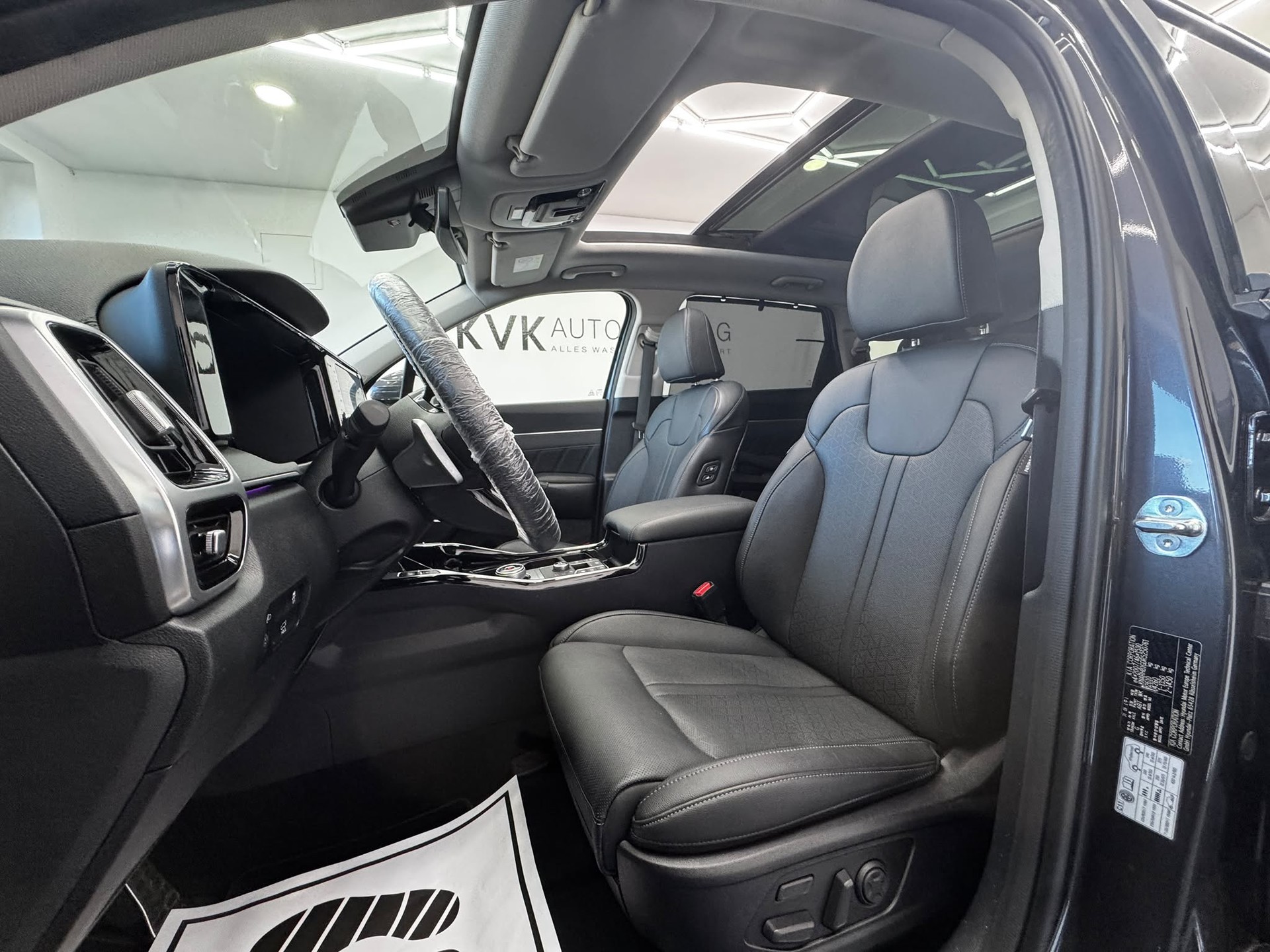 KIA Sorento 1.6 T-GDi HEV Style | CH-Fahrzeug | 7-Plätzer | 7 Jahre Werksgarantie | Panorama |-image-17