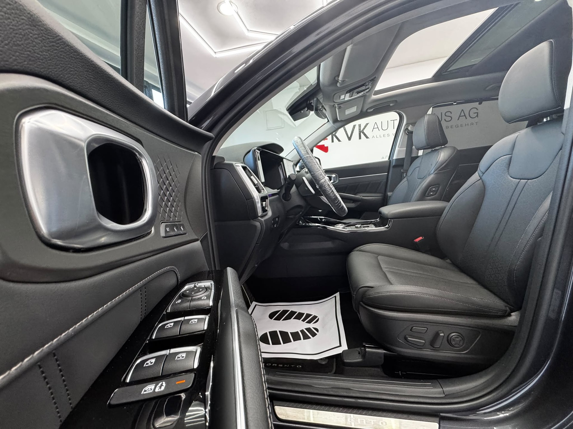 KIA Sorento 1.6 T-GDi HEV Style | CH-Fahrzeug | 7-Plätzer | 7 Jahre Werksgarantie | Panorama |-image-16