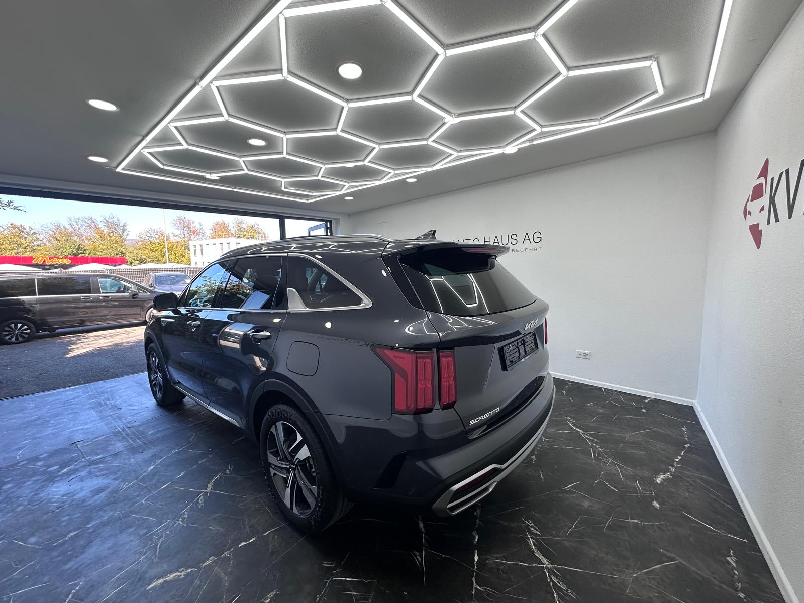 KIA Sorento 1.6 T-GDi HEV Style | CH-Fahrzeug | 7-Plätzer | 7 Jahre Werksgarantie | Panorama |-image-8