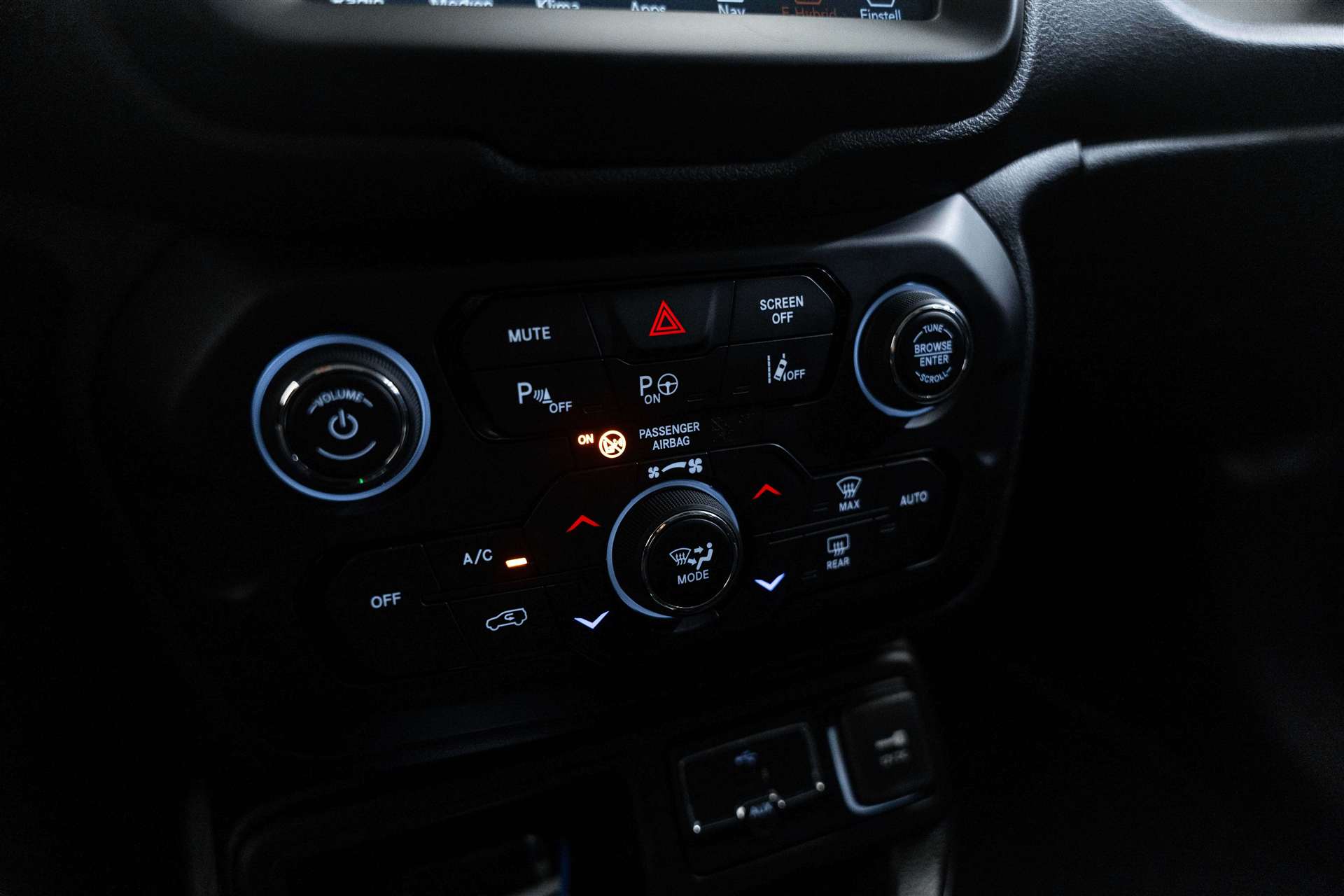 JEEP Renegade 1.5 MHEV Sustainability CH-AUTO-image-26