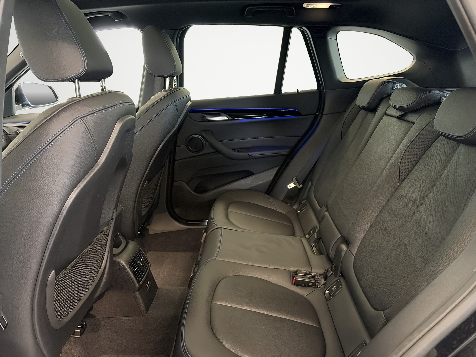 BMW X1 xDrive 25d M Sport Steptronic-image-13