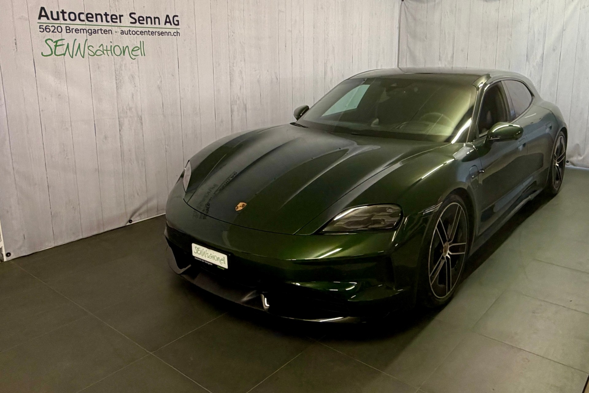 PORSCHE Taycan GTS 104kWh