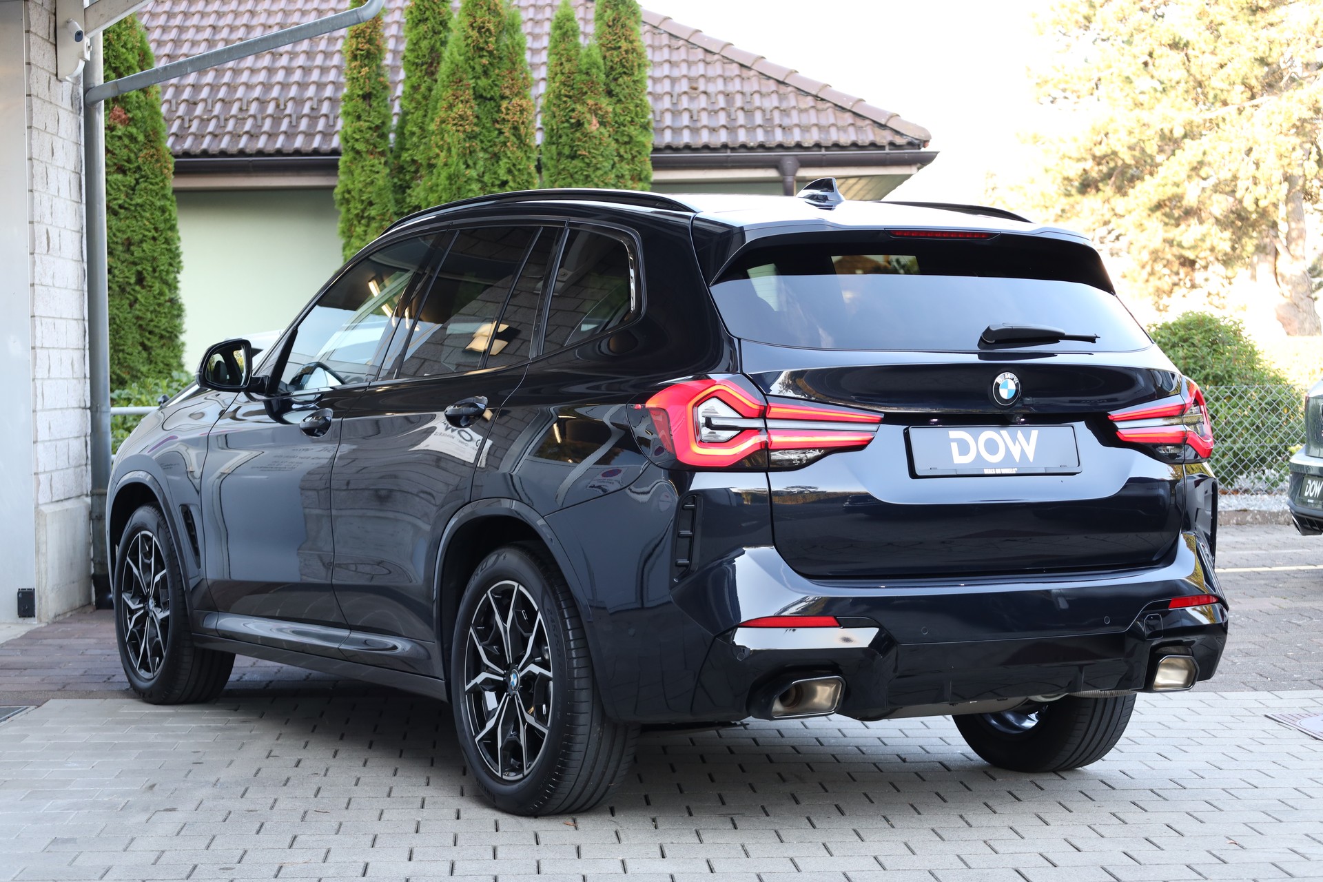 BMW X3 xDrive 48V 20d M Sport-showroom-element-3