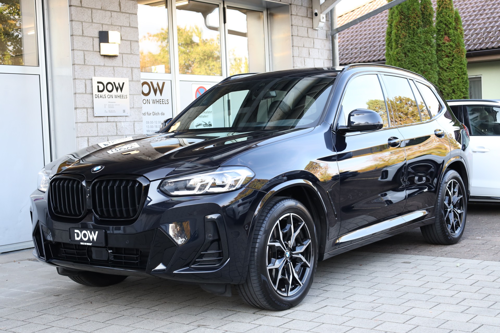 BMW X3 xDrive 48V 20d M Sport-showroom-element-2