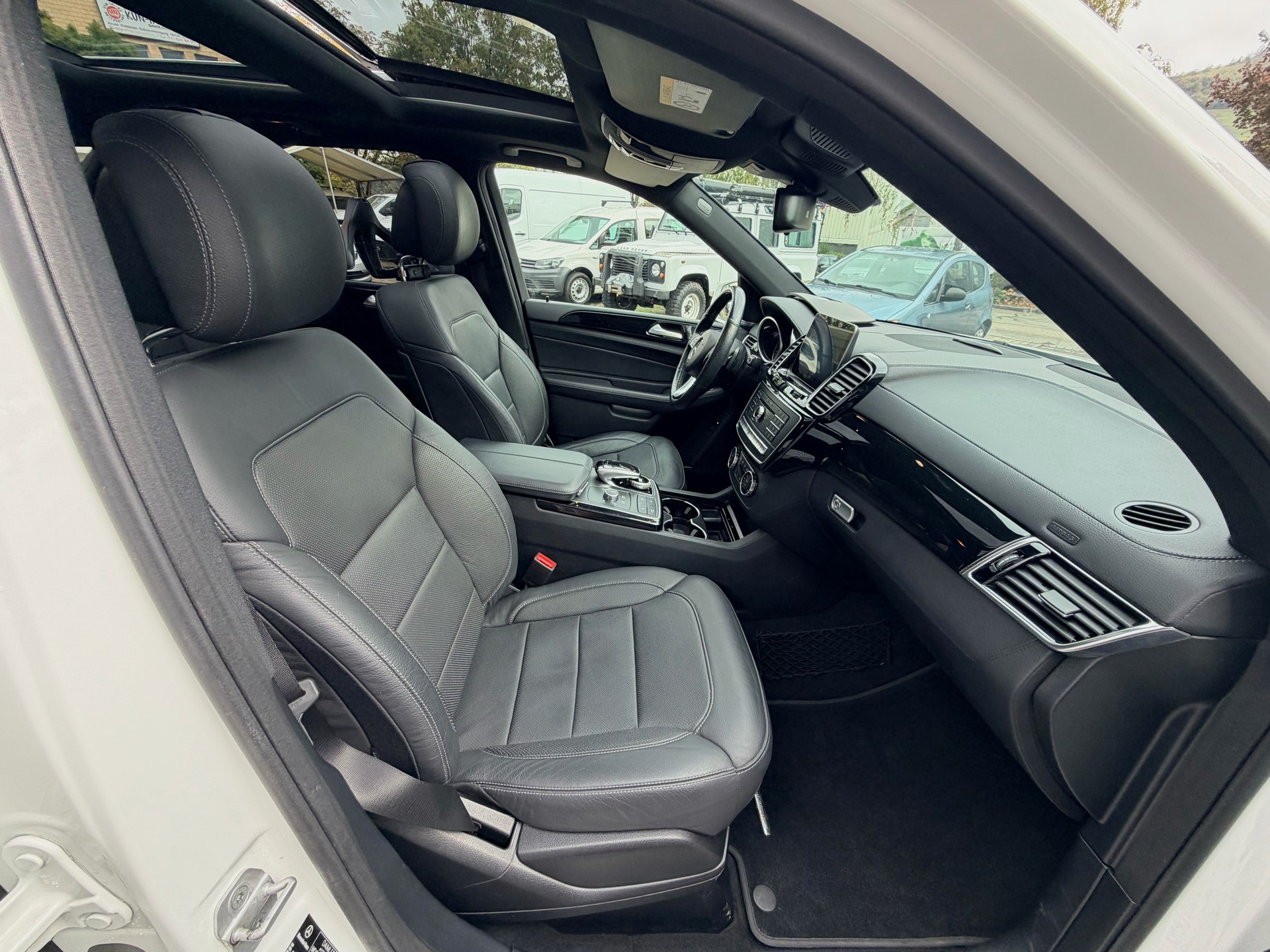 MERCEDES-BENZ GLE 350 d Executive 4Matic 9G-Tronic-image-8