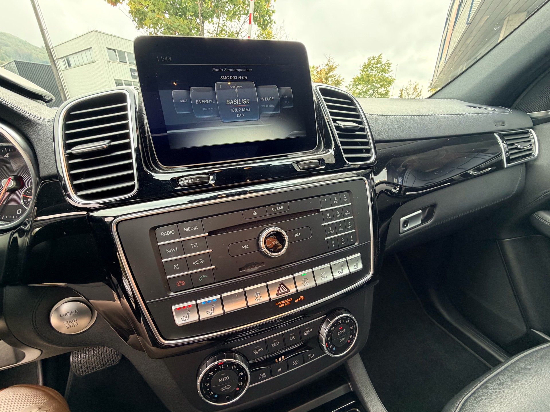 MERCEDES-BENZ GLE 350 d Executive 4Matic 9G-Tronic-image-14