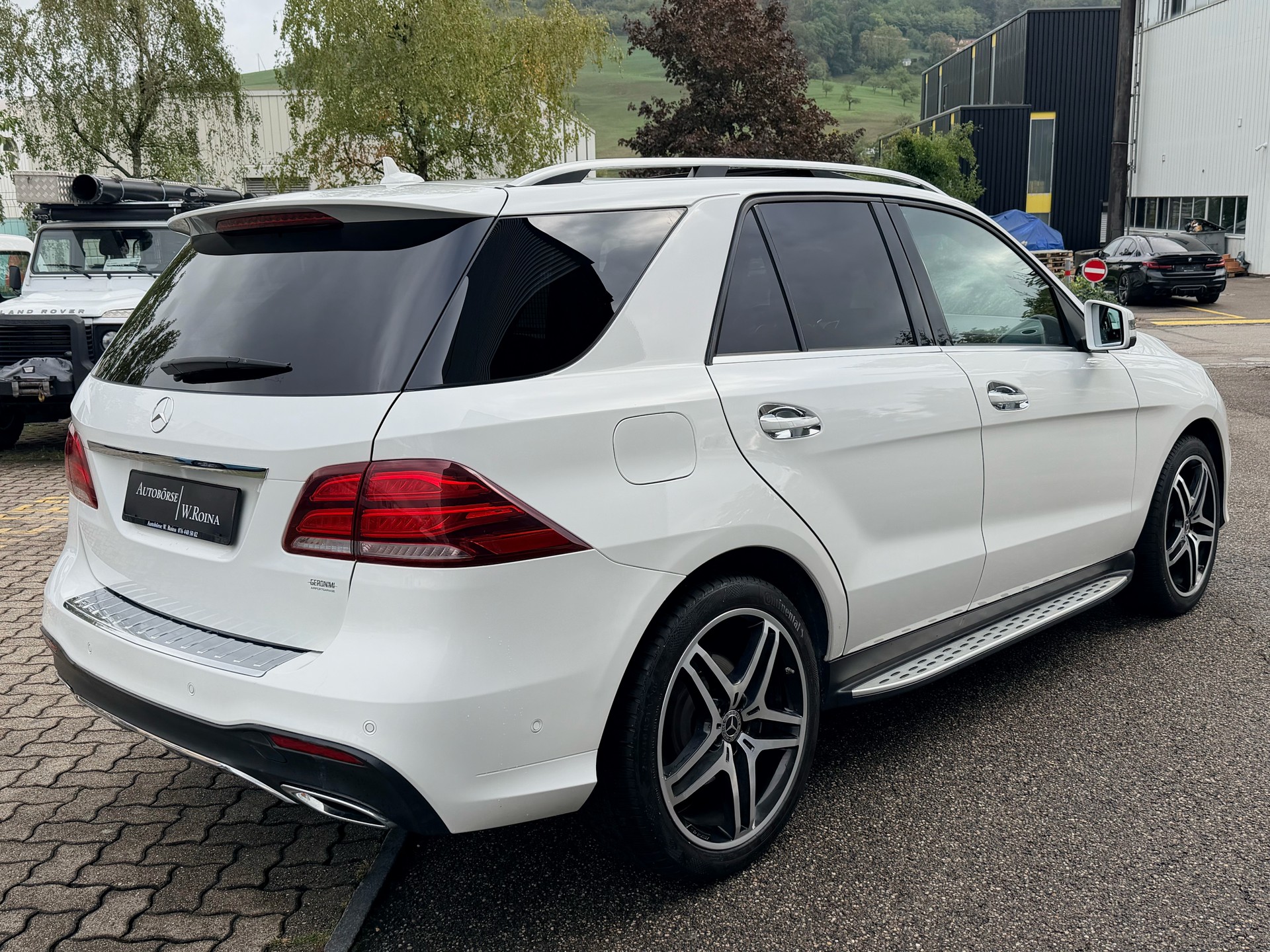 MERCEDES-BENZ GLE 350 d Executive 4Matic 9G-Tronic-showroom-element-2