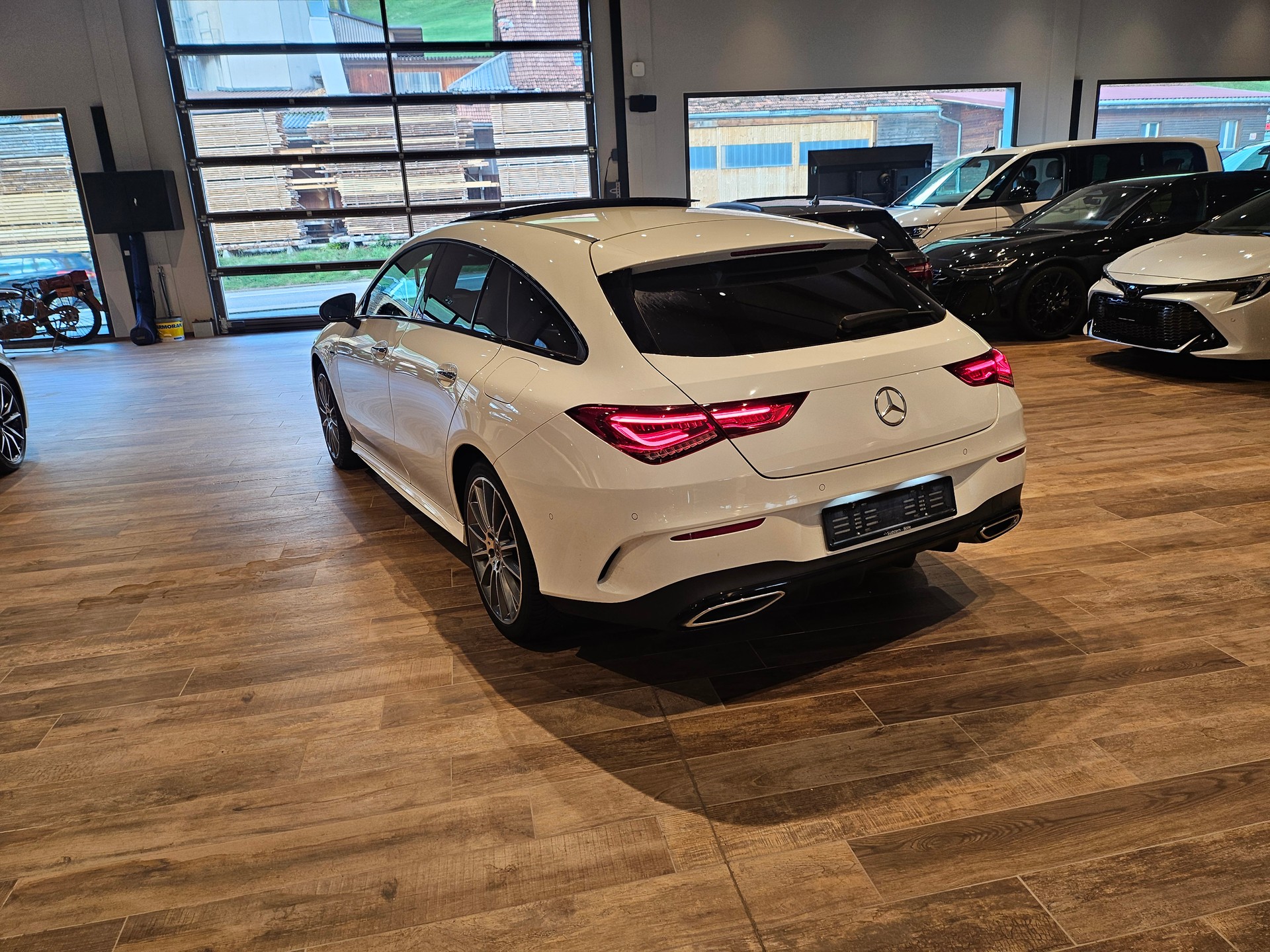 MERCEDES-BENZ CLA Shooting Brake 250 e 8G-DCT AMG Lineđ„NP.82'000đ„-image-8