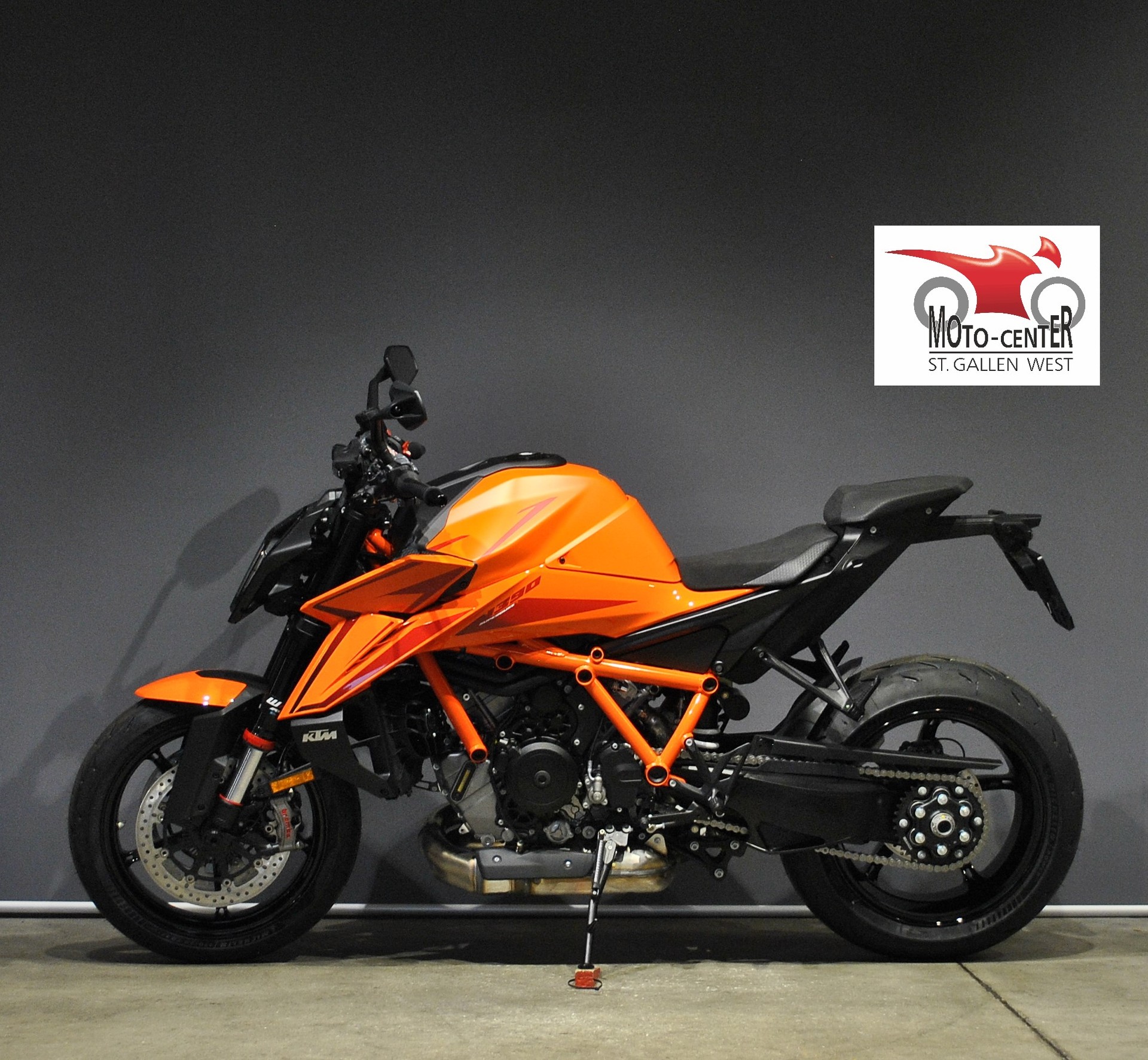 KTM 1390 Super Duke R EVO-image-2
