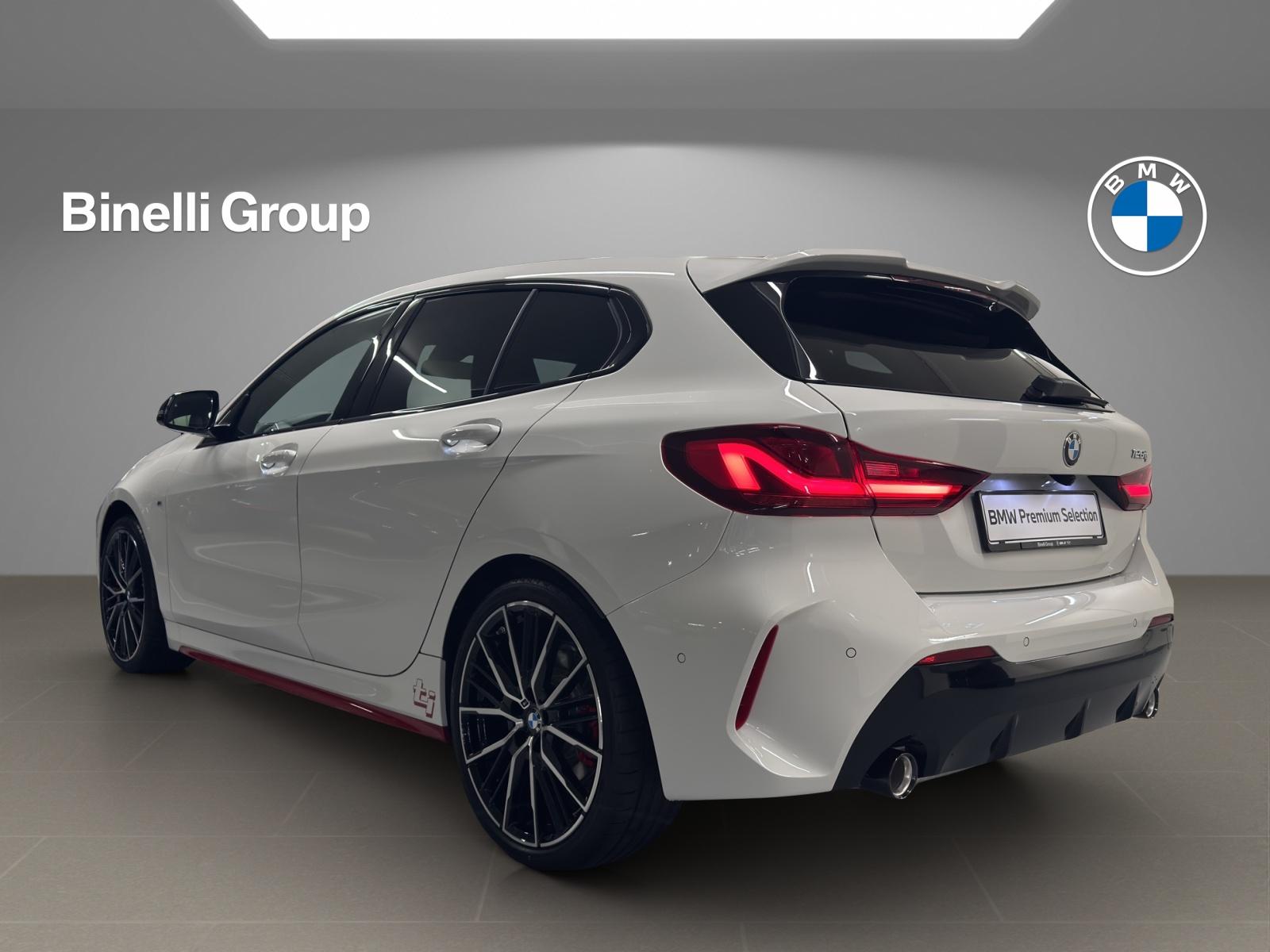 BMW 128ti-showroom-element-2