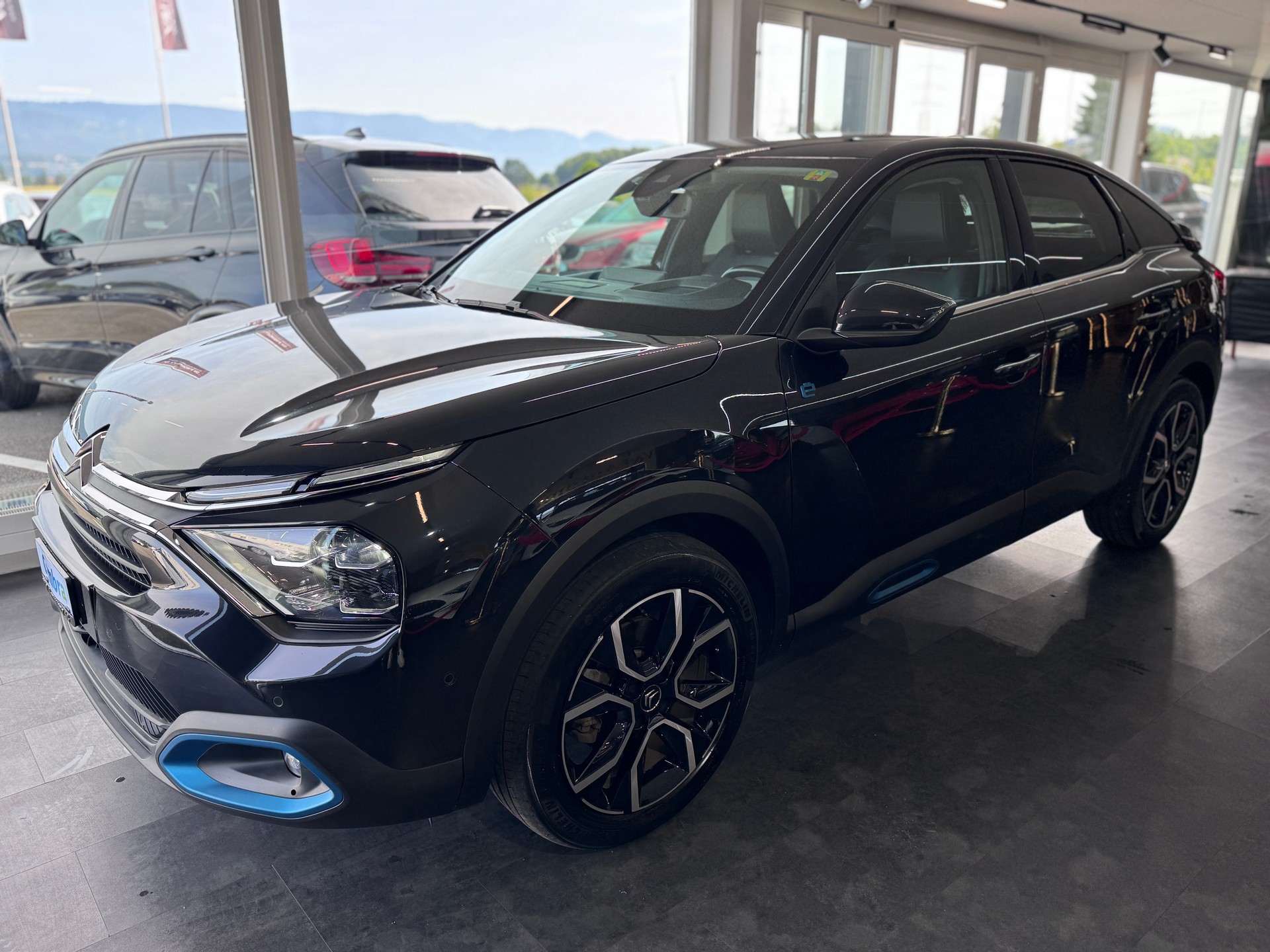 CITROEN C4 Electric Shine-showroom-element-2