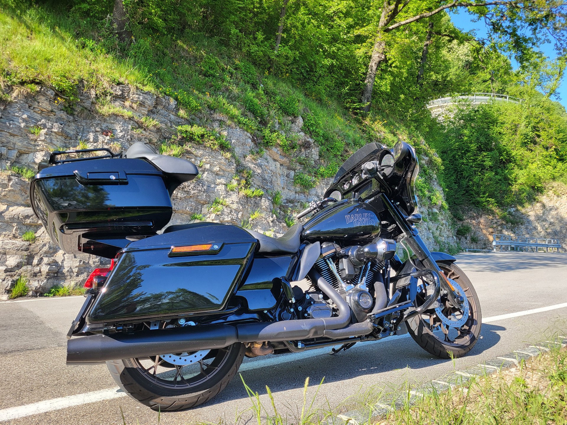HARLEY-DAVIDSON FLHXST Street Glide ST 117-image-1