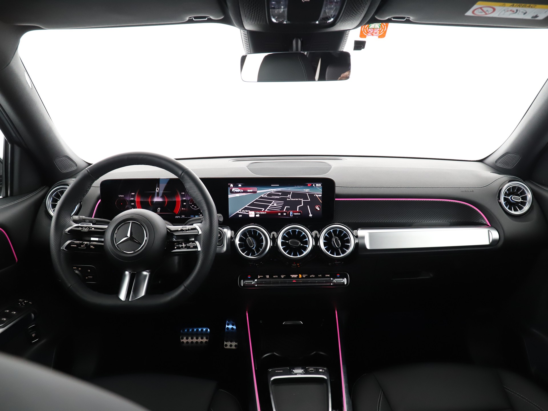 MERCEDES-BENZ GLB 250 4Matic 8G-Tronic-image-12