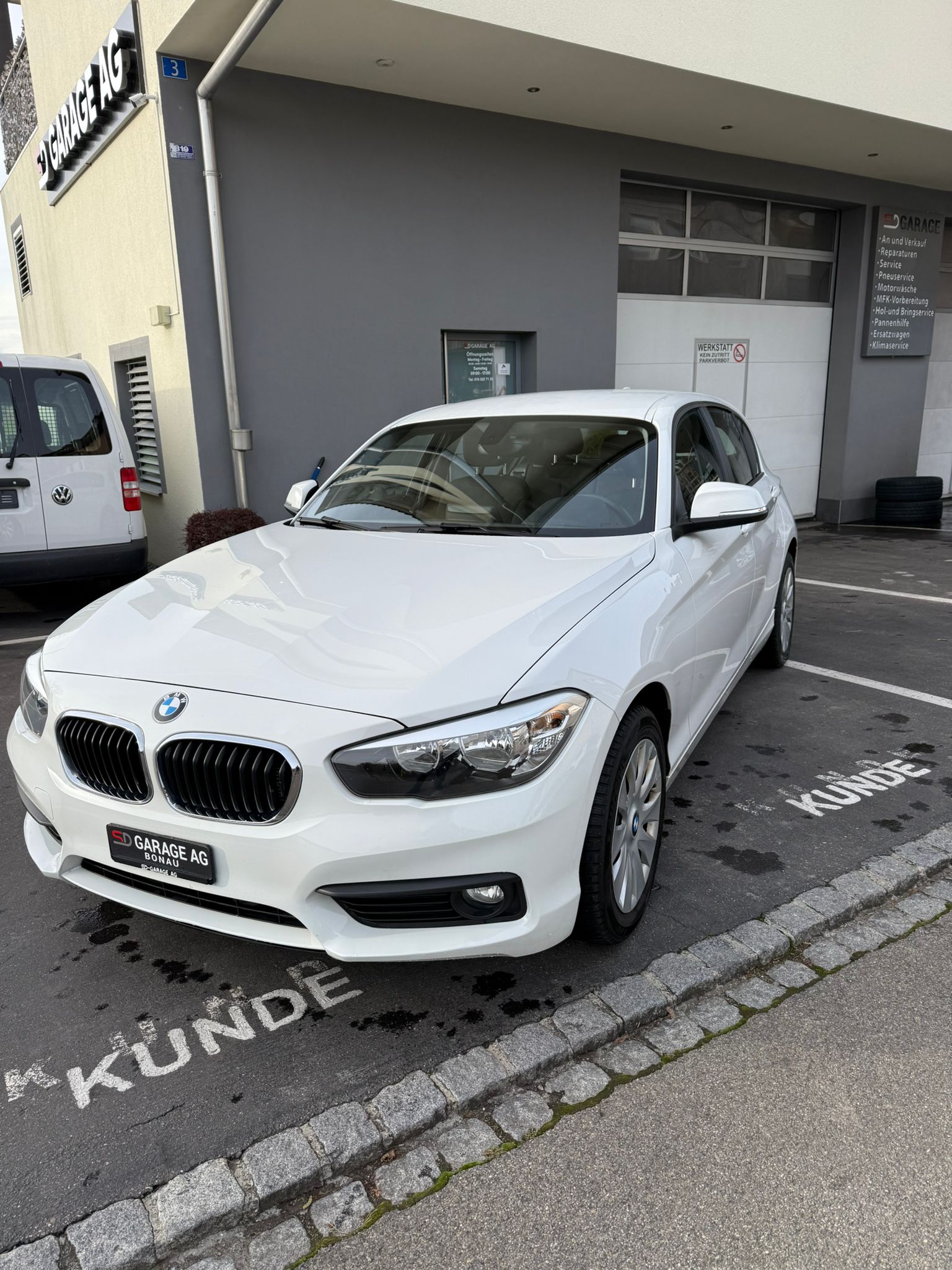 BMW 116i Business-image-1
