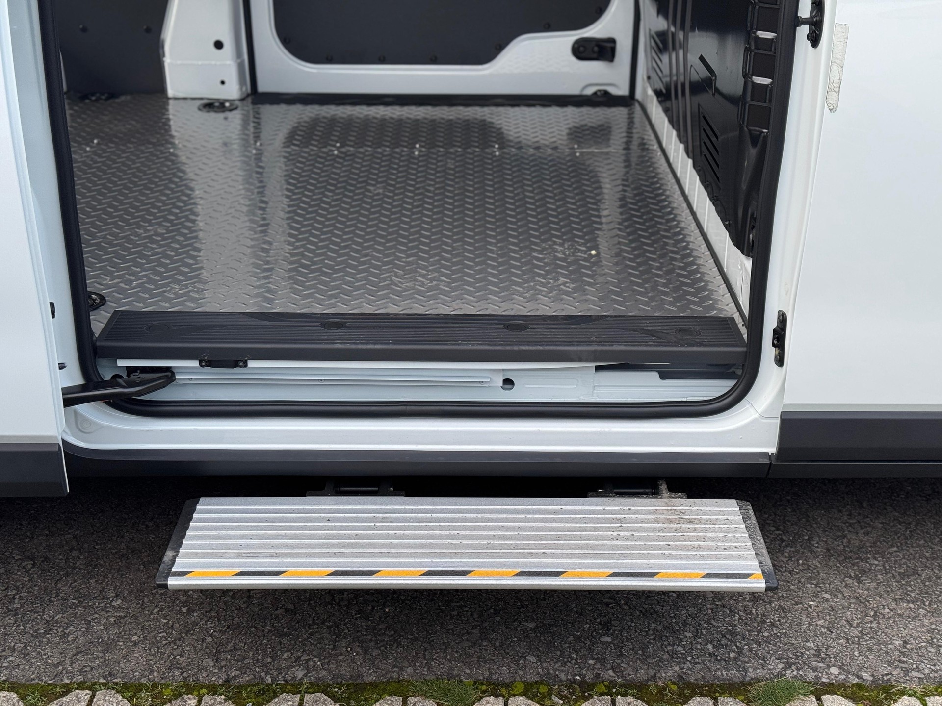 MAXUS Deliver 7 2.0D L2-image-5