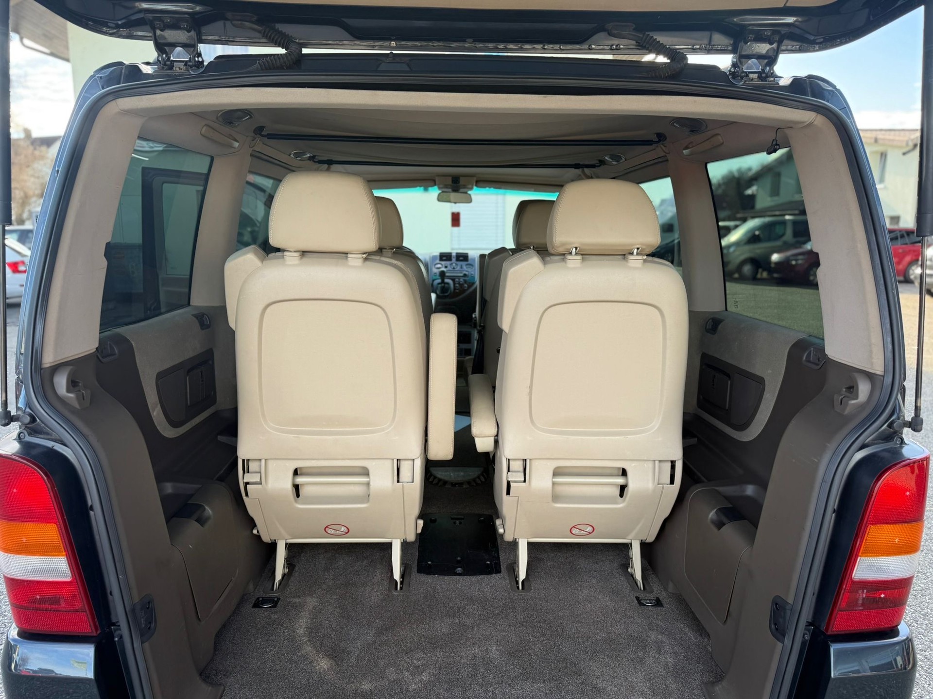 MERCEDES-BENZ V 220 CDI Ambiente-image-10