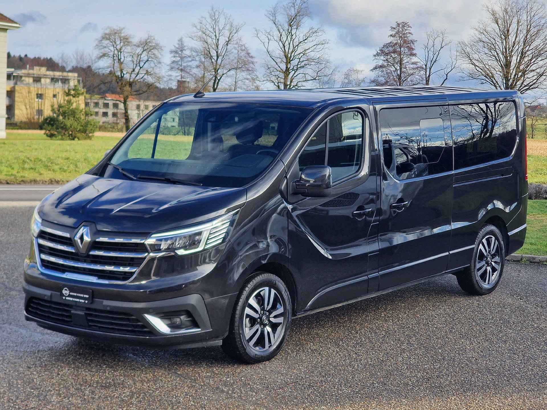 RENAULT Trafic Grand Spaceclass 2.0 dCi Blue 170 Escapade