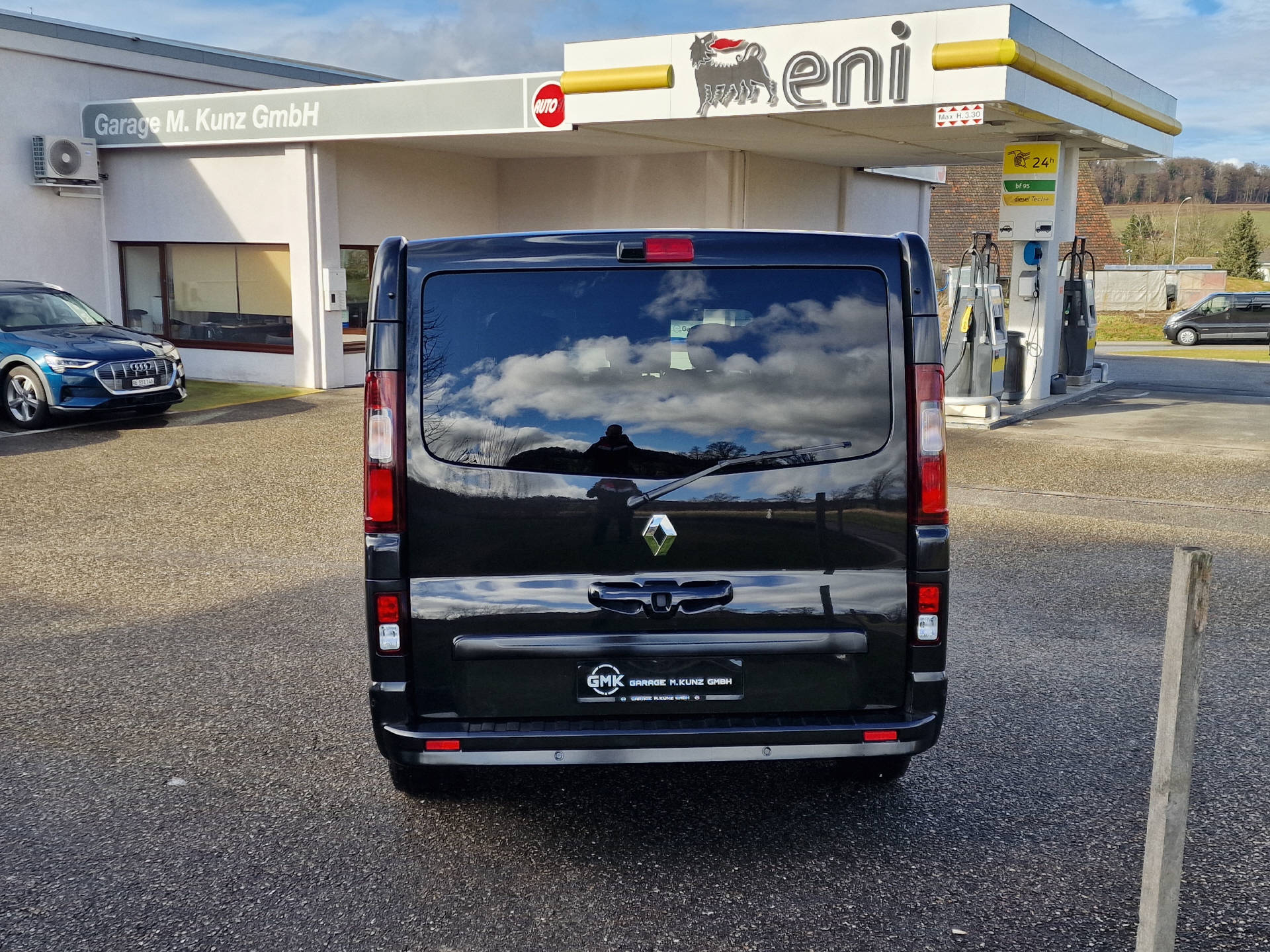 RENAULT Trafic Grand Spaceclass 2.0 dCi Blue 170 Escapade-showroom-element-3