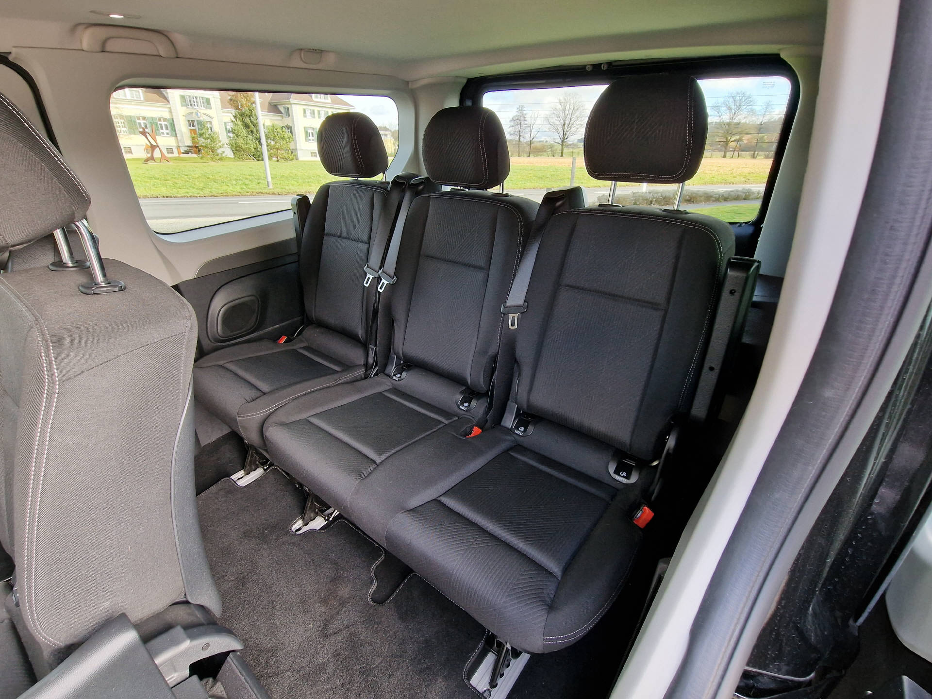 RENAULT Trafic Grand Spaceclass 2.0 dCi Blue 170 Escapade-image-10