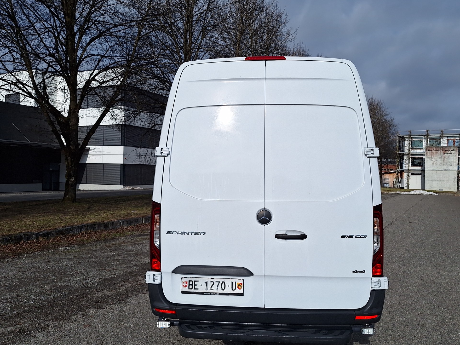 MERCEDES-BENZ 516 CDI 4x4 XL-image-6