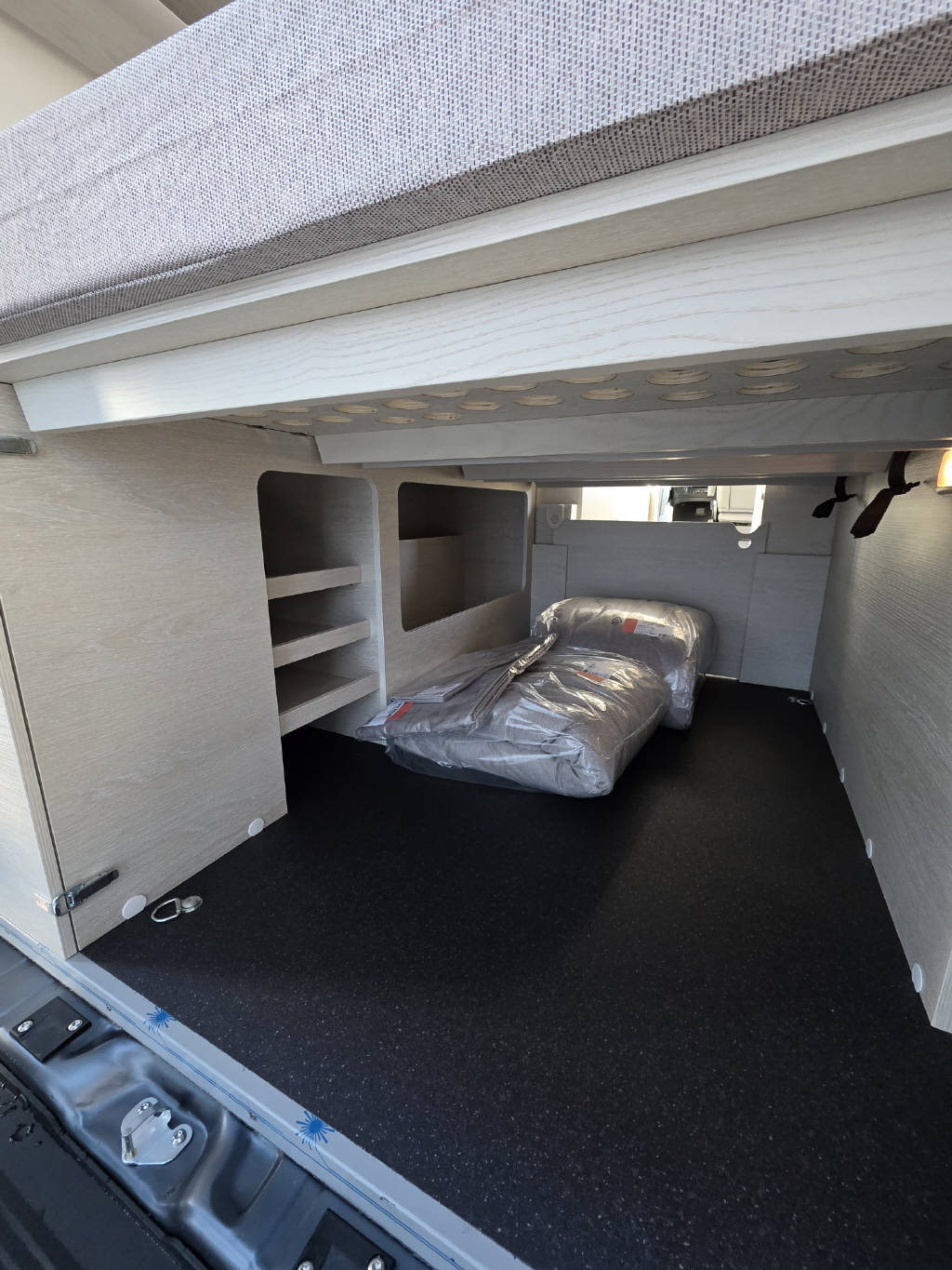 TOURNE MOBIL 6.4 Cruise 180PS EAT8-image-12