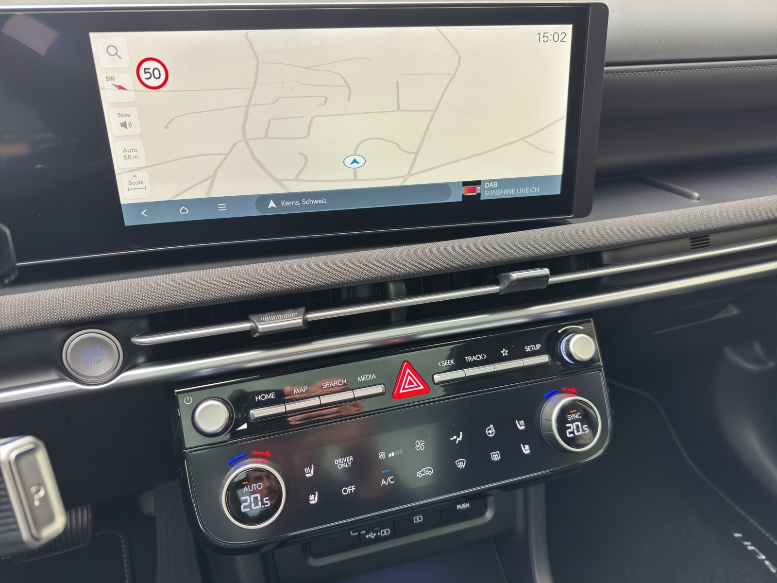 HYUNDAI Tucson 1.6 T-GDi HEV Vertex Swiss Edition 4WD MY26-image-14