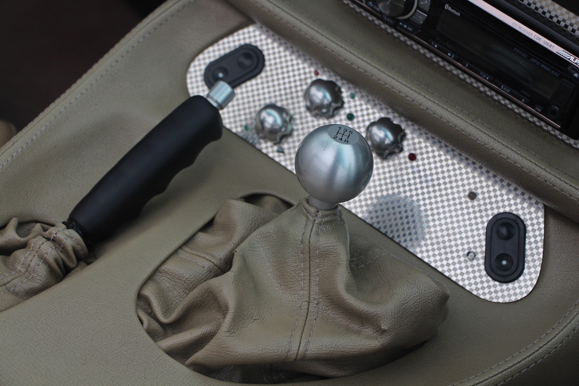 TVR Griffith 500 V8 5.0-image-10