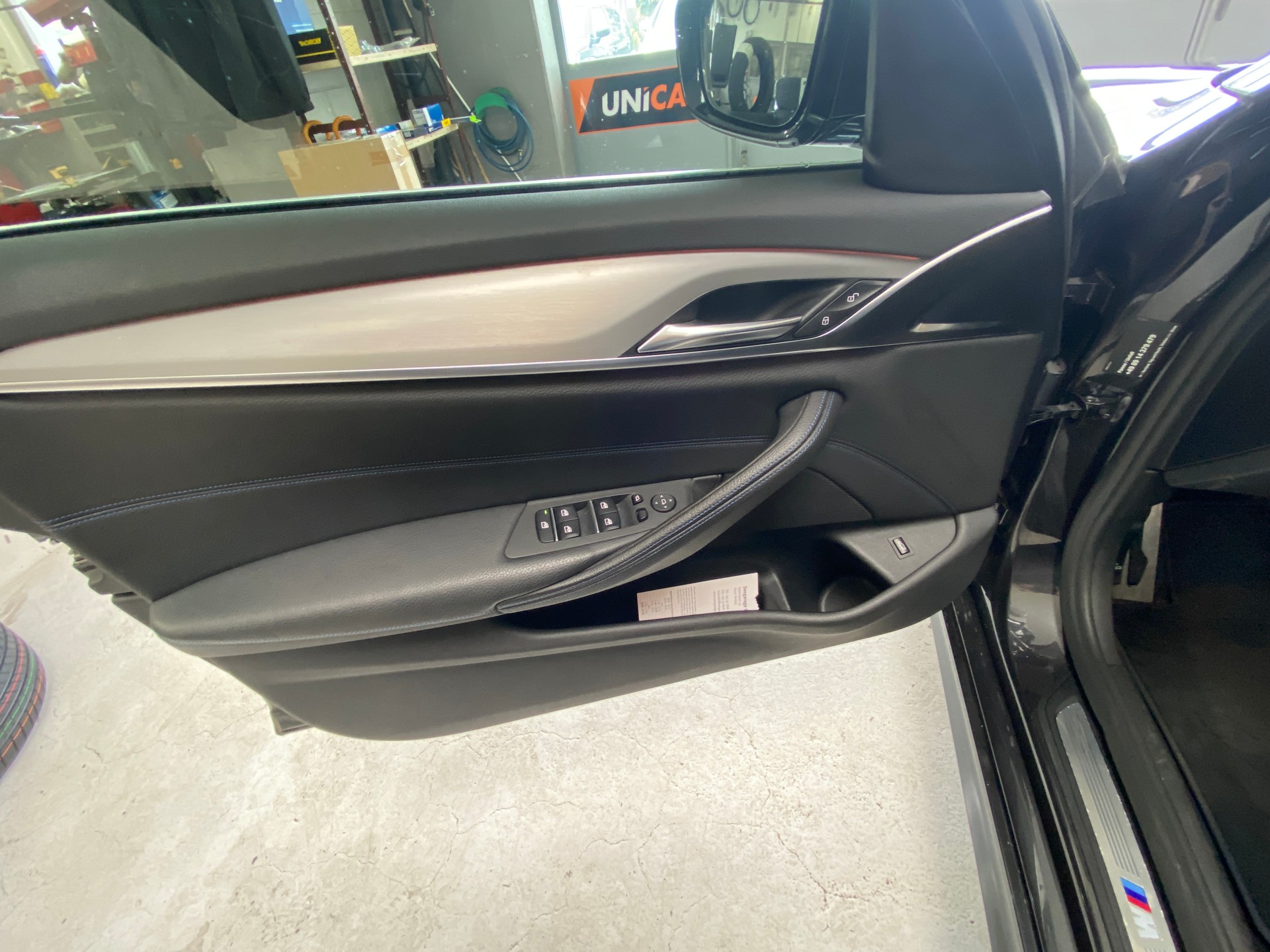 BMW 530d xDrive Steptronic-image-15