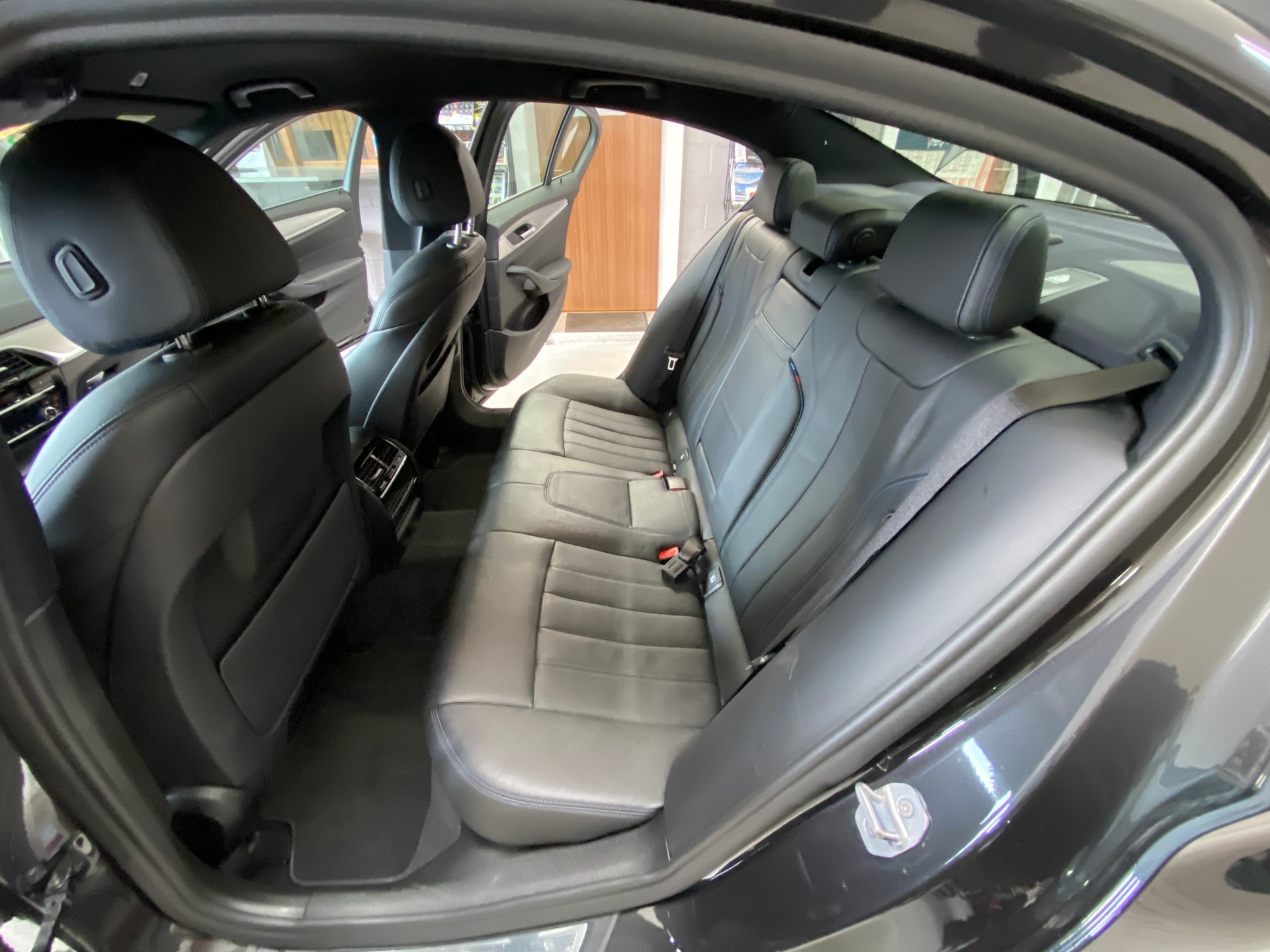 BMW 530d xDrive Steptronic-image-18