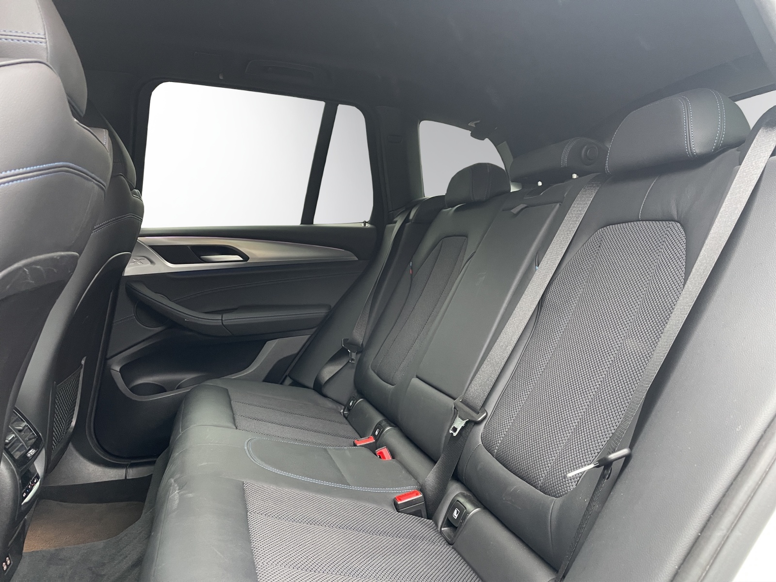 BMW X3 xDrive 30e M Sport-image-11