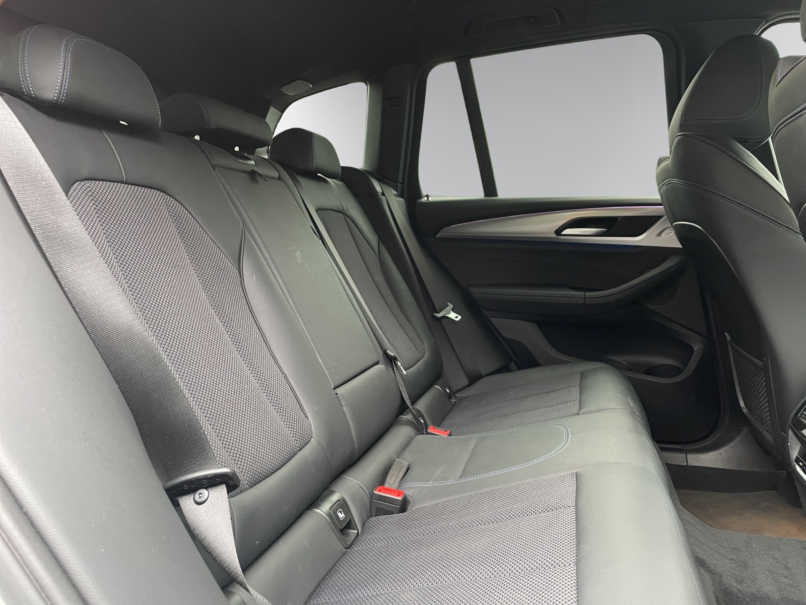 BMW X3 xDrive 30e M Sport-image-12