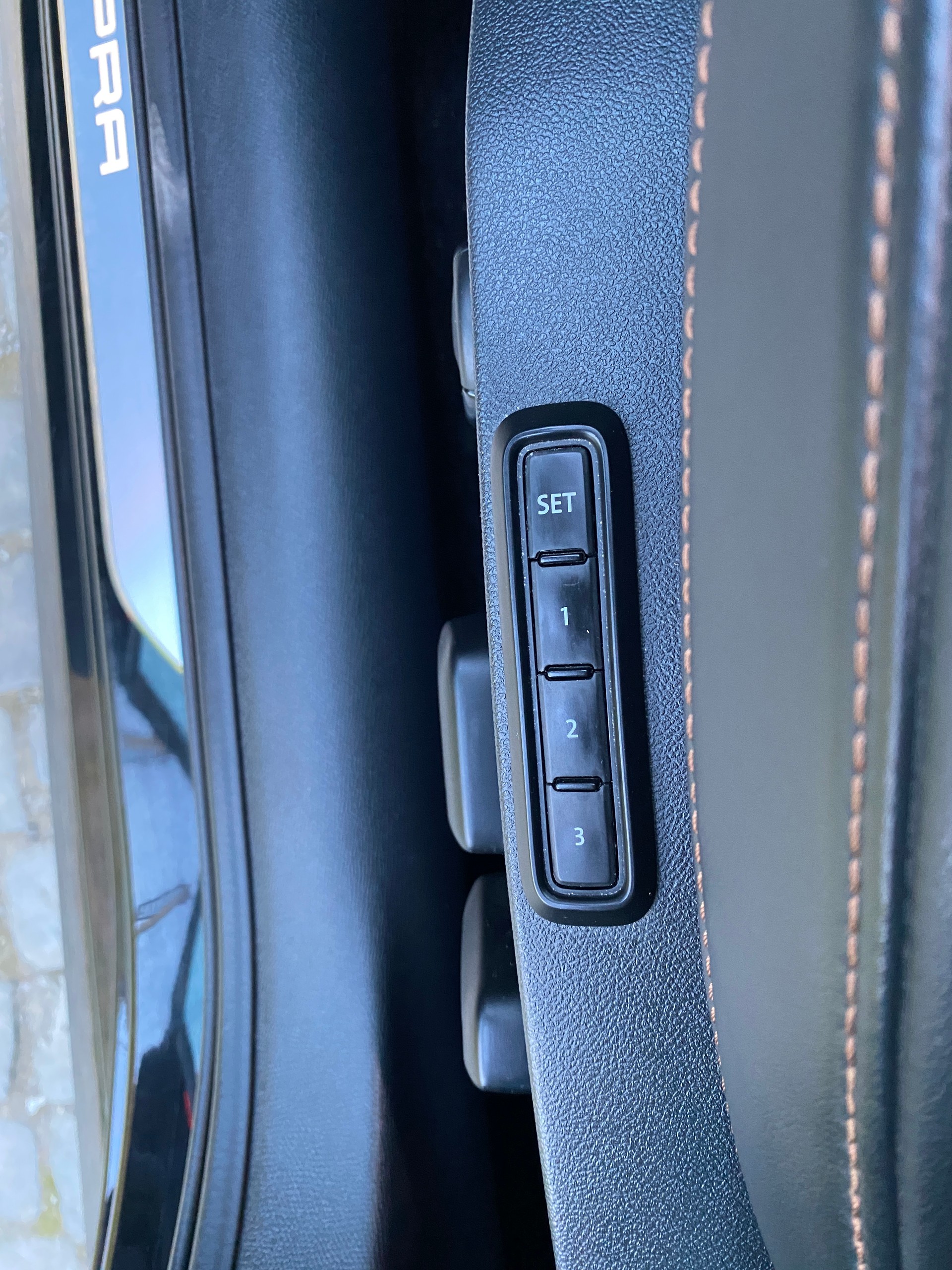 CUPRA LEON 1.4 e-HYBRID pHEV DSG-image-6