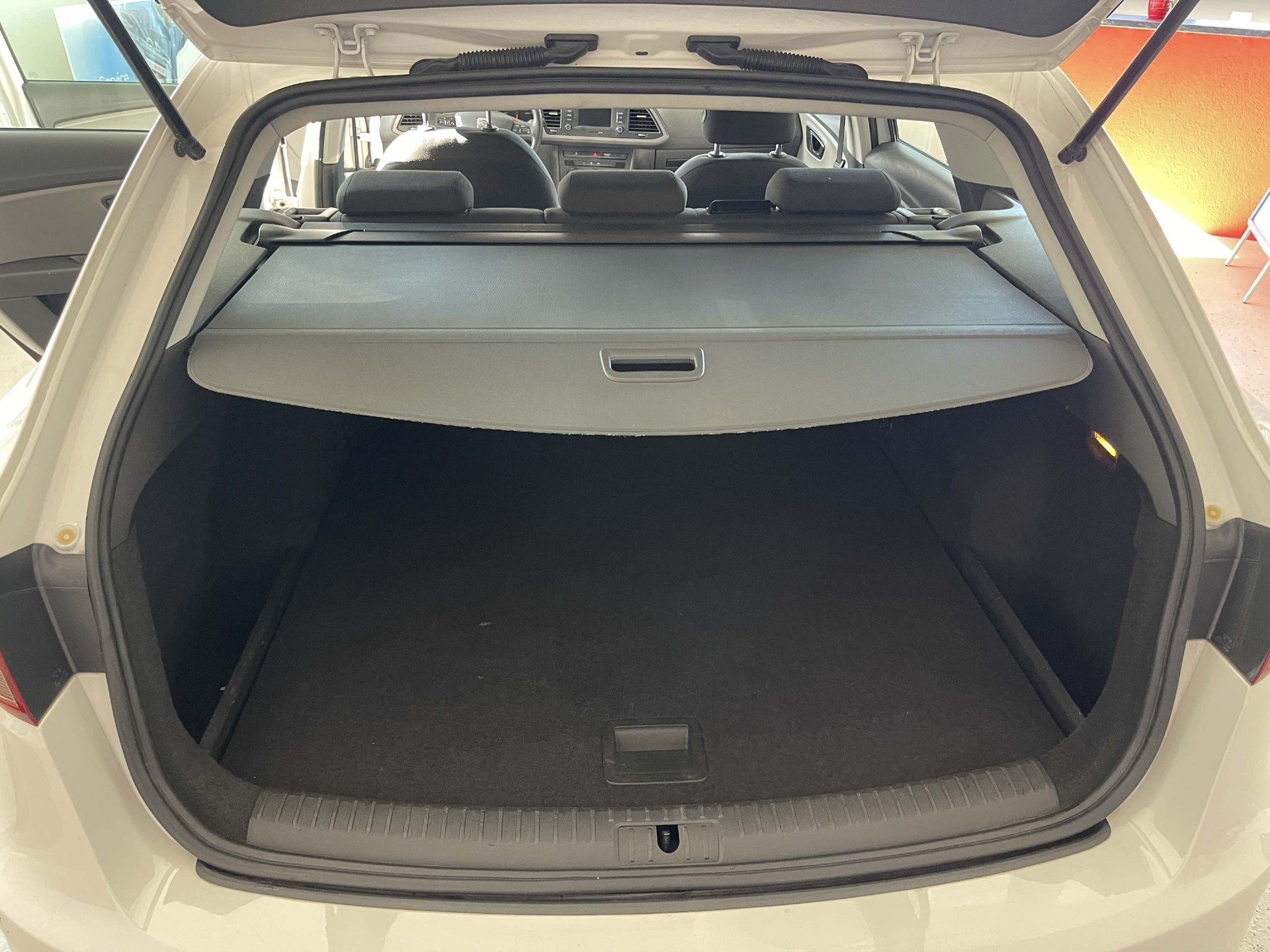 SEAT Leon ST 1.4 TGI Reference-image-9