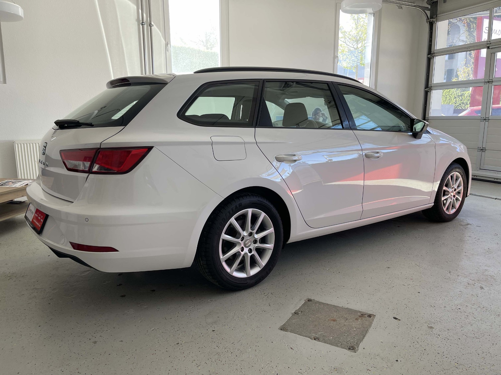 SEAT Leon ST 1.4 TGI Reference-image-5