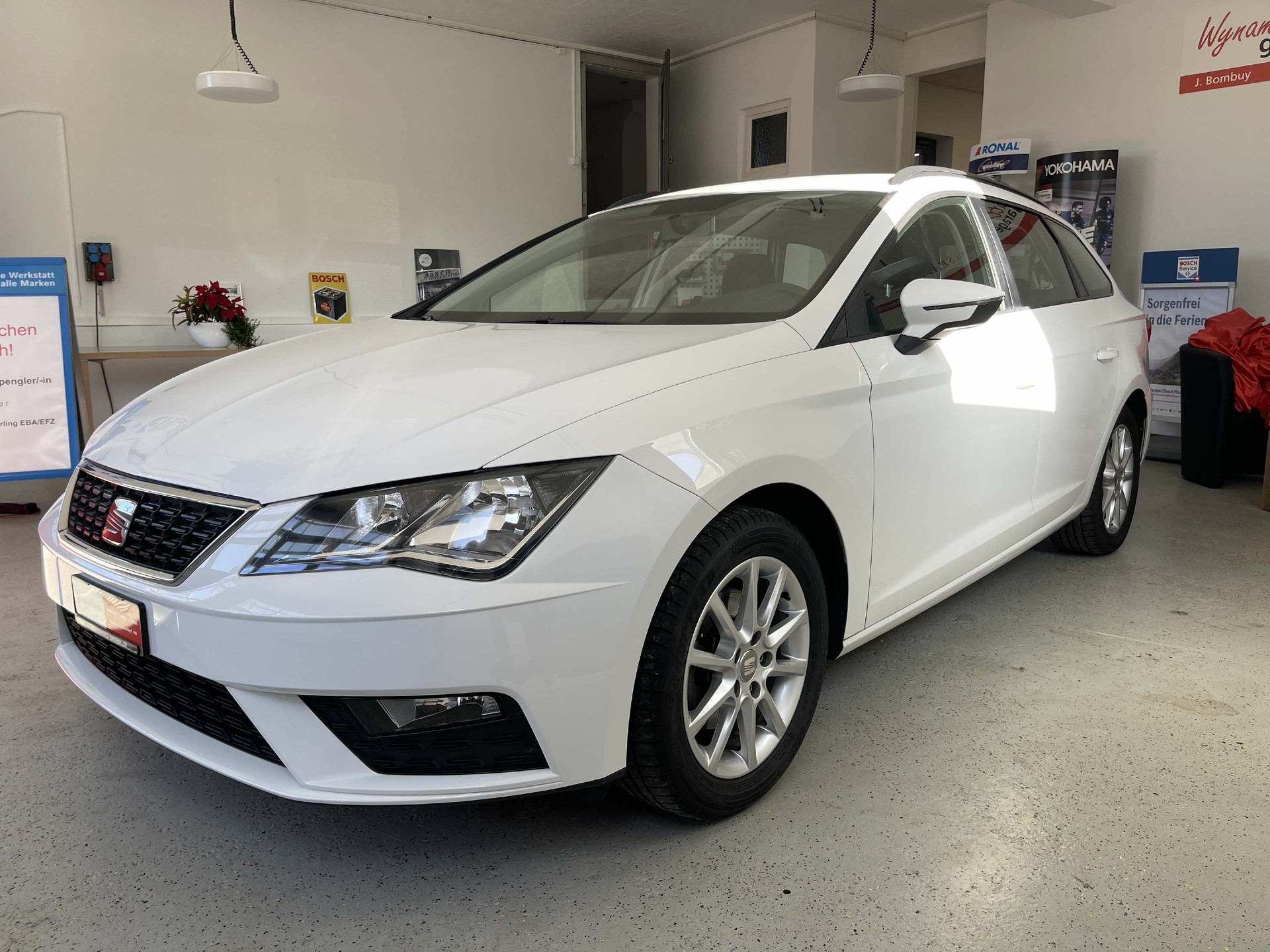 SEAT Leon ST 1.4 TGI Reference-image-2