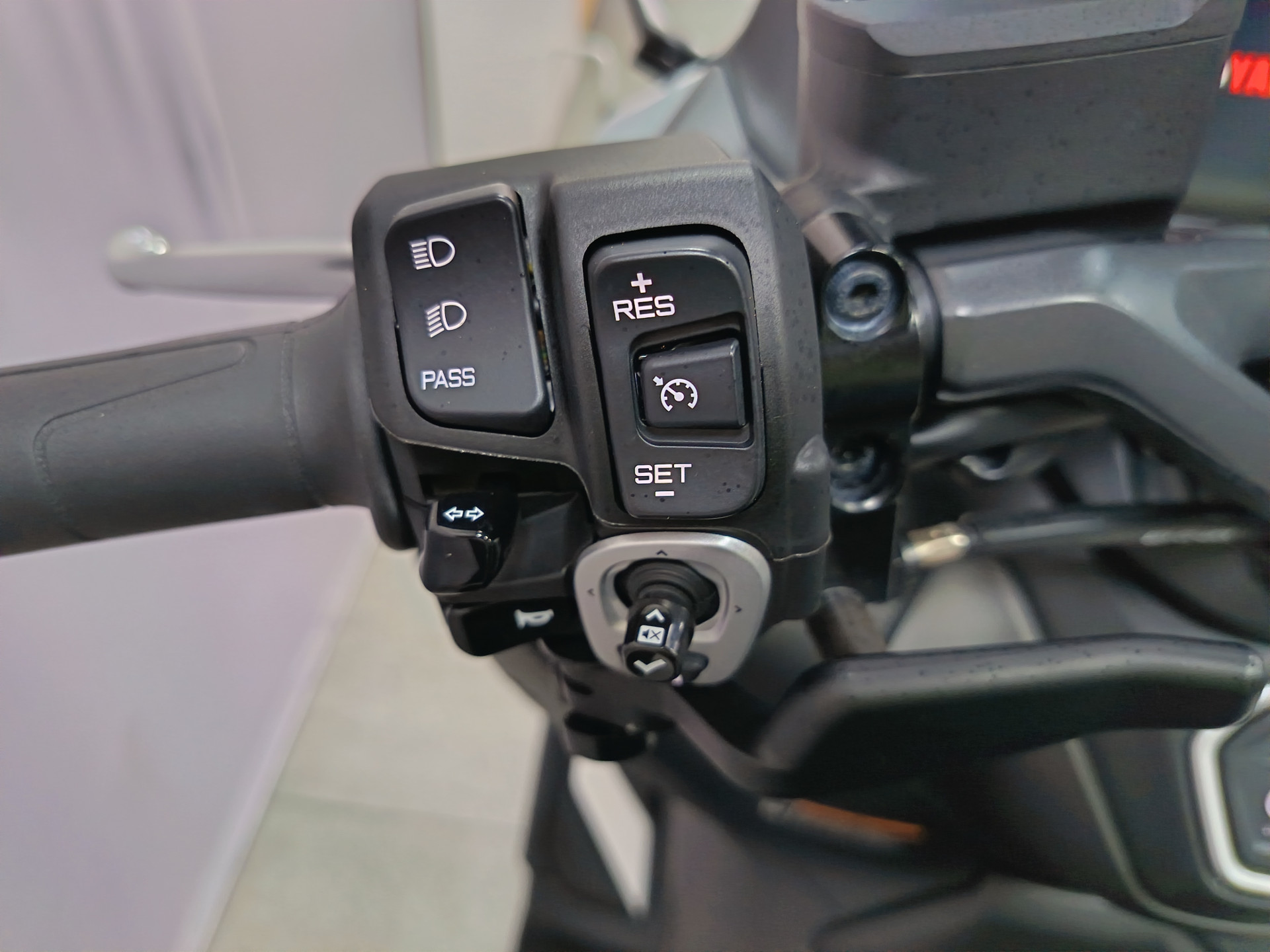 YAMAHA TMax 560 Tech Max-image-7