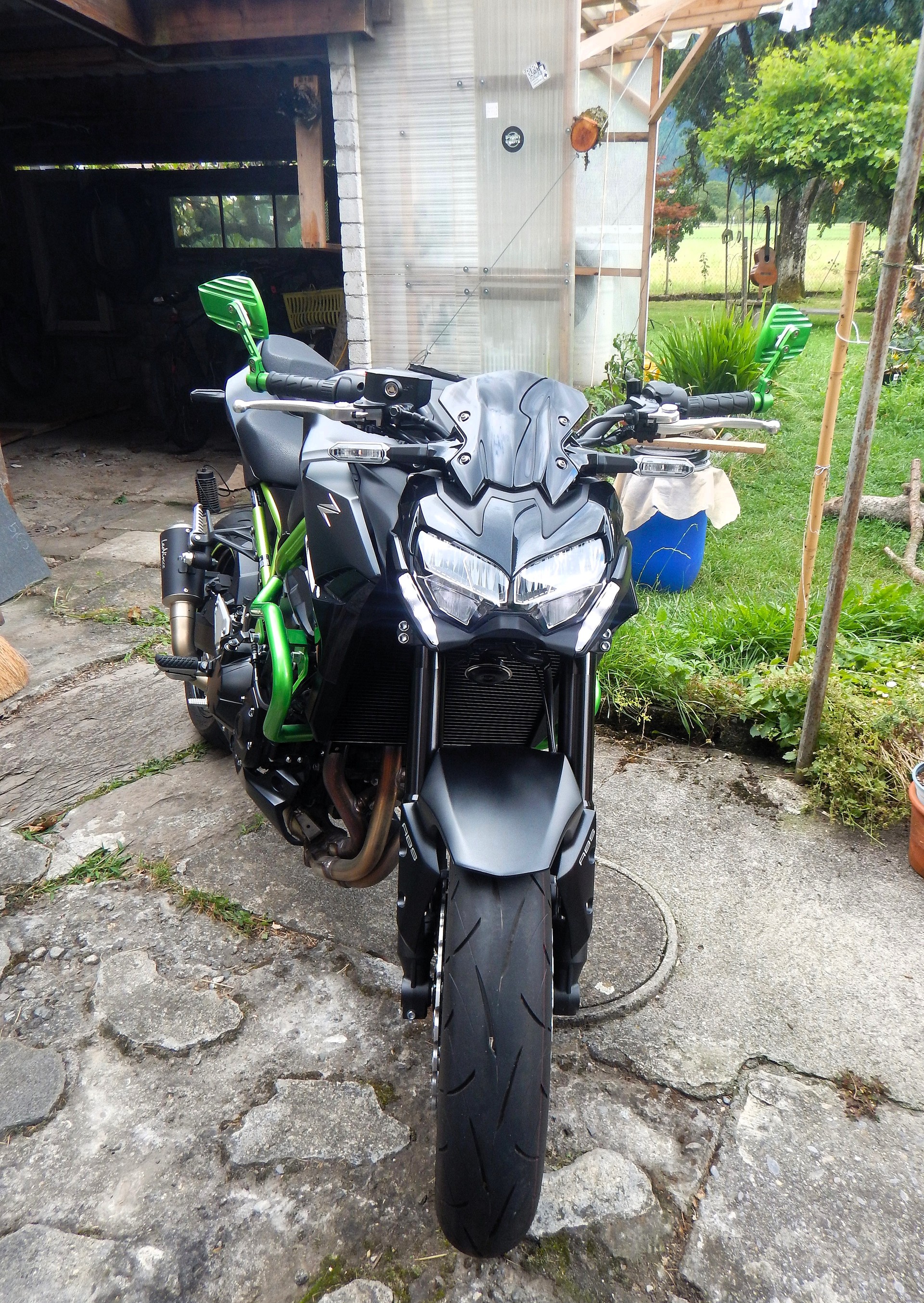 KAWASAKI Z 900-image-3