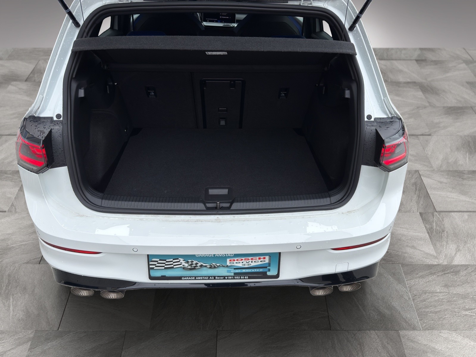 VW Golf 2.0 TSI R Black Edition DSG 4 Motion-image-11