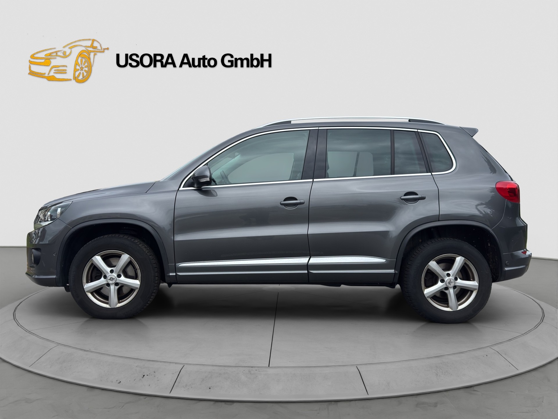 VW Tiguan 1.4 TSI R-Line Design 4Motion-image-5