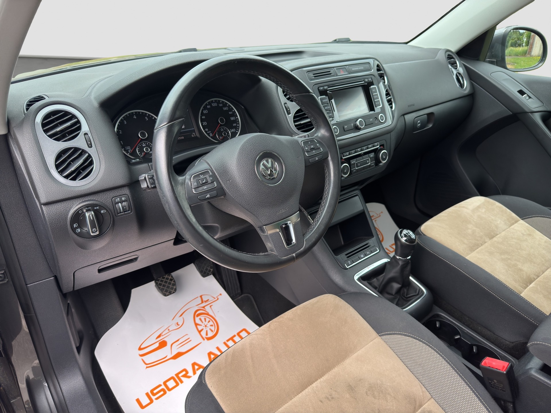 VW Tiguan 1.4 TSI R-Line Design 4Motion-image-11