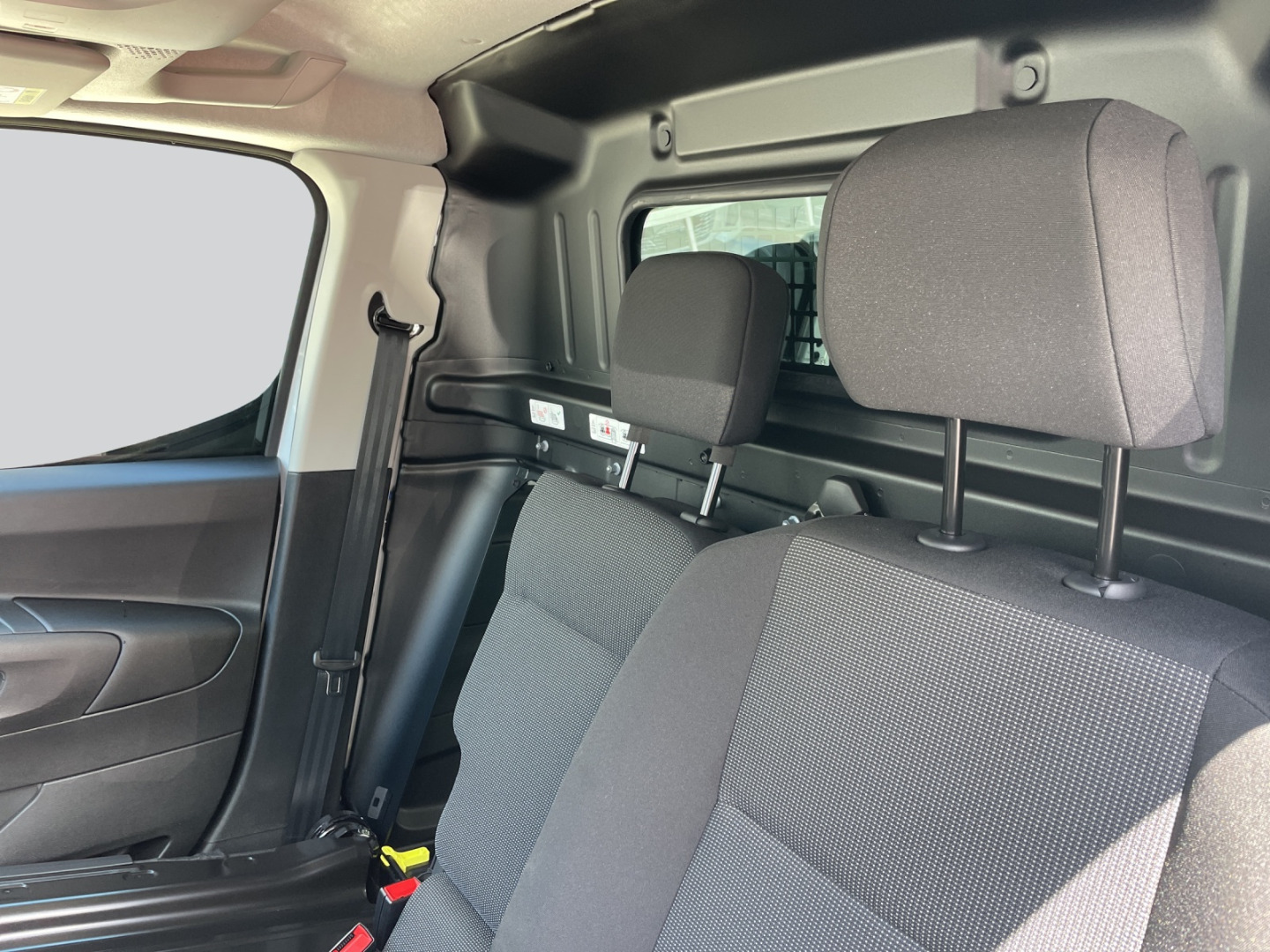 PEUGEOT Partner NEW 1.5 BlueHDI Kastenwagen 650 Standard-showroom-element-2