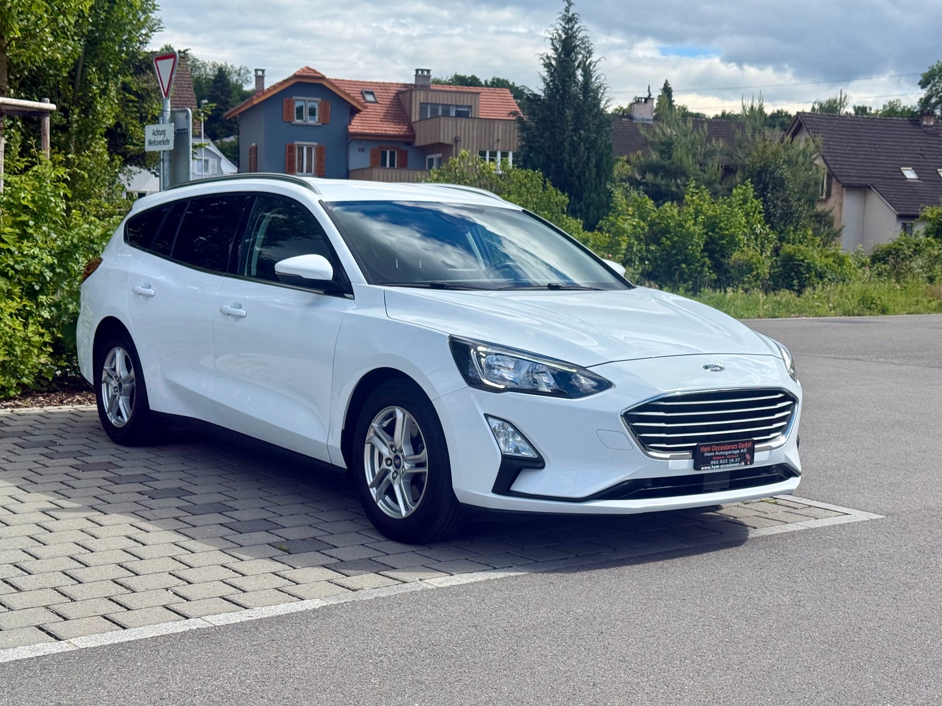 FORD Focus 1.0 SCTi Cool Connect-image-4
