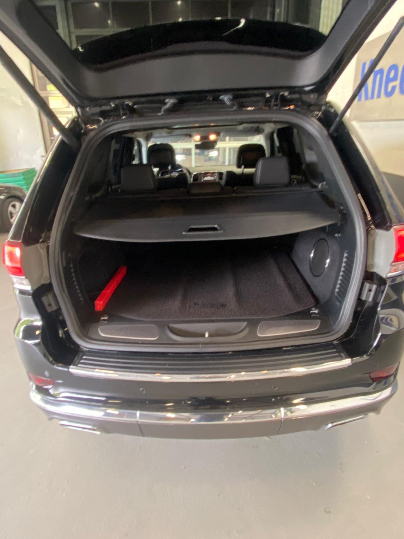 JEEP Grand Cherokee 3.0 CRD 250 Summit-image-9